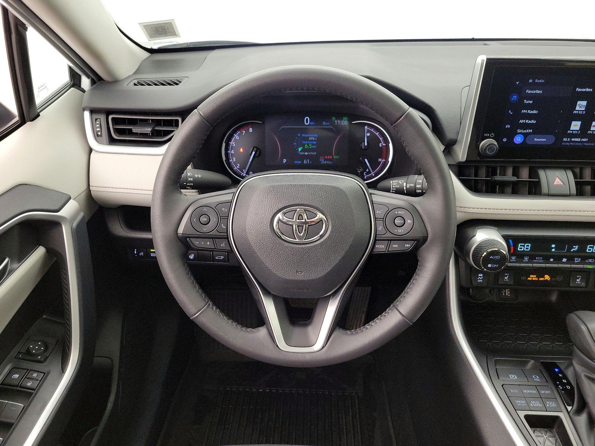 Thumbnail: 2024 Toyota RAV4 - 10