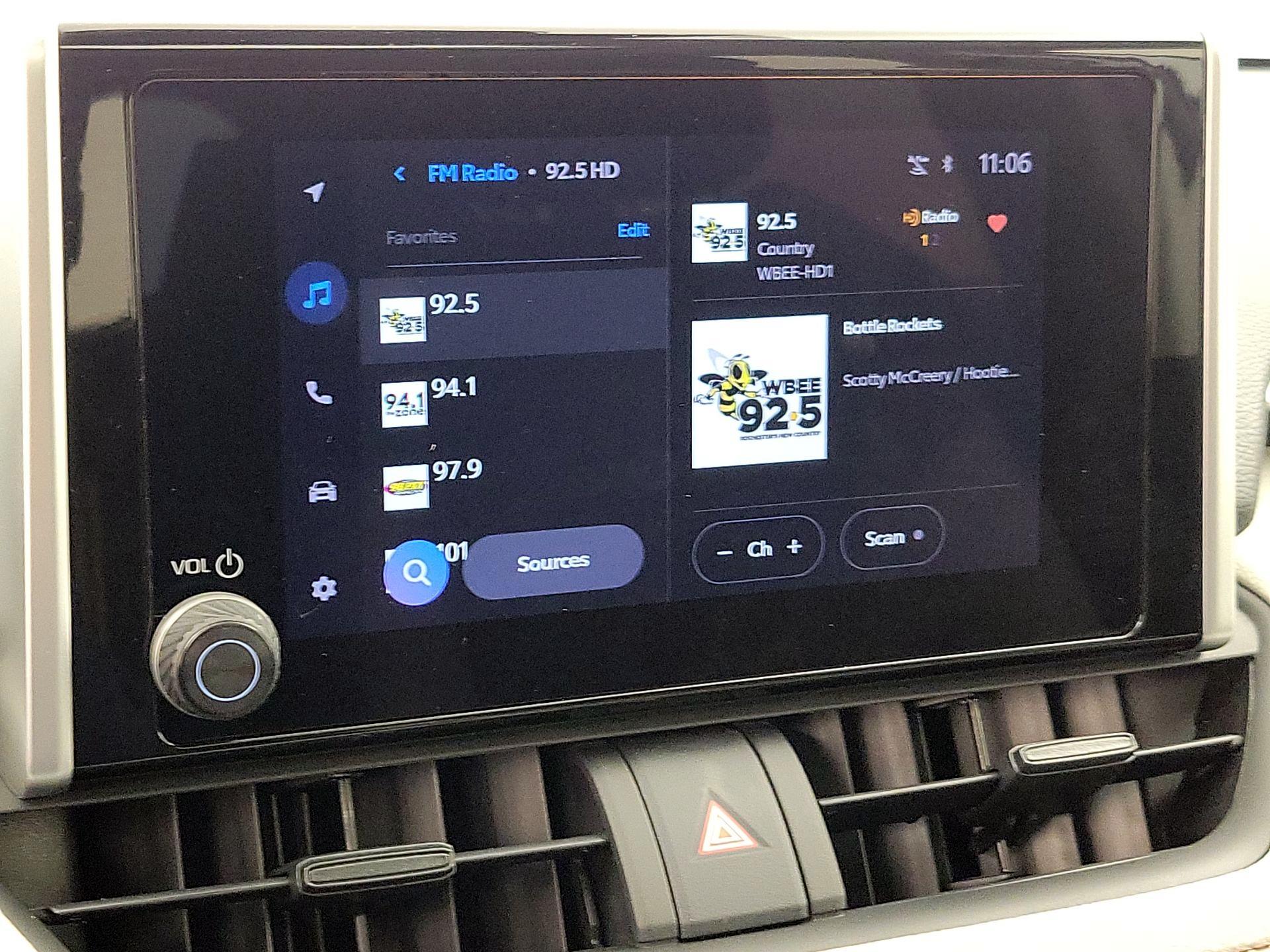 Thumbnail: 2024 Toyota RAV4 - 15