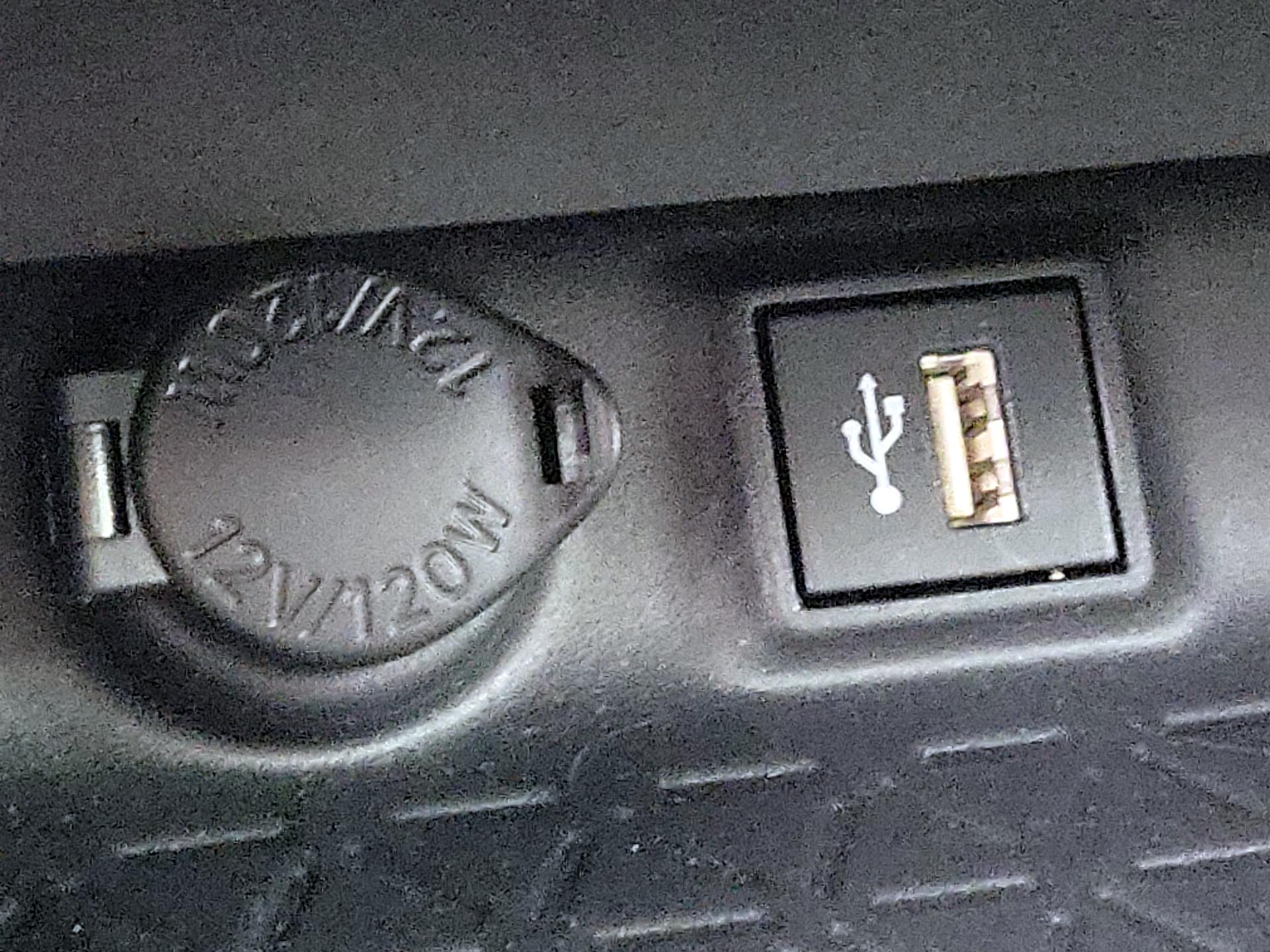 Thumbnail: 2024 Toyota RAV4 - 18