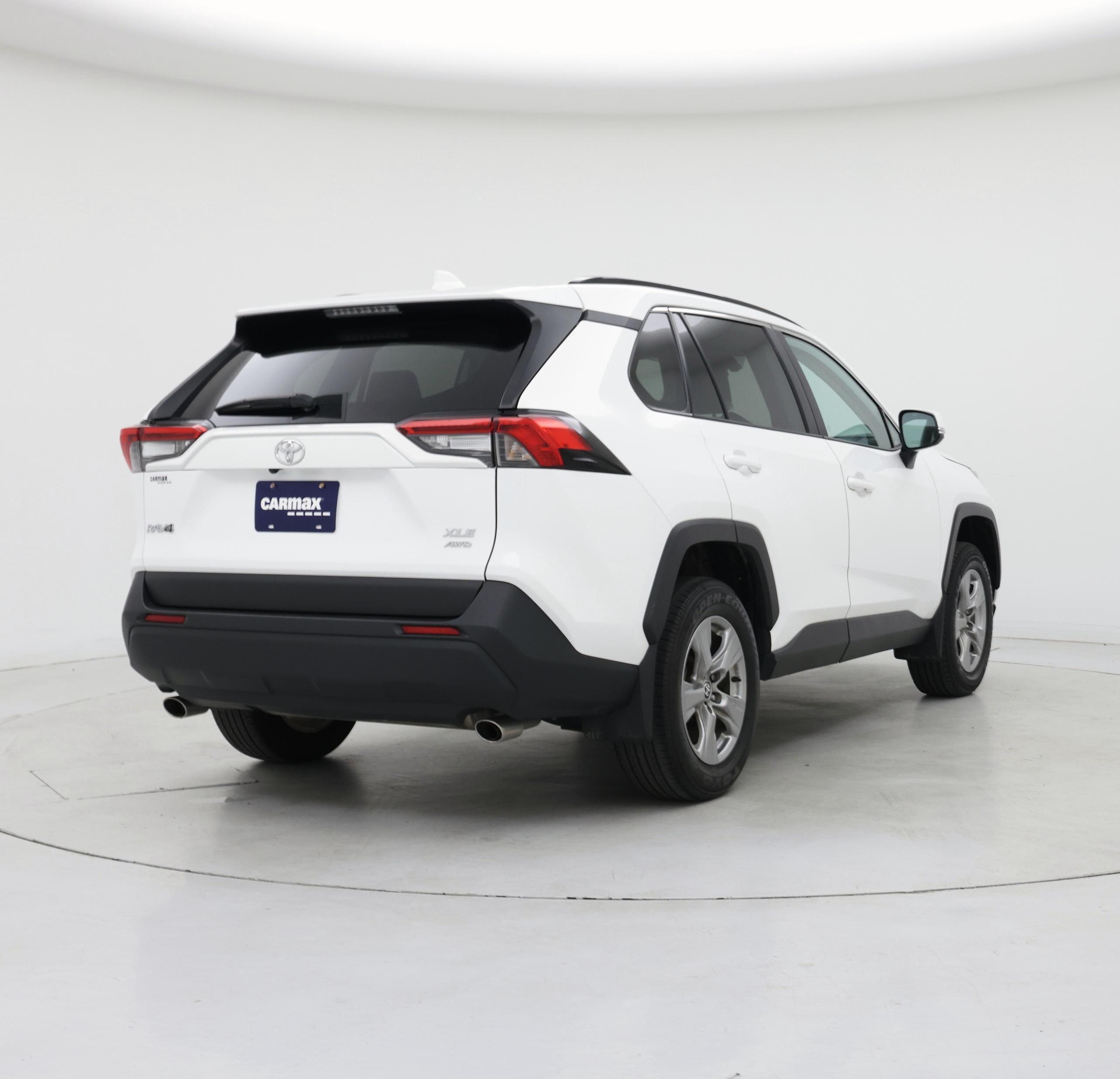 Thumbnail: 2024 Toyota RAV4 - 8