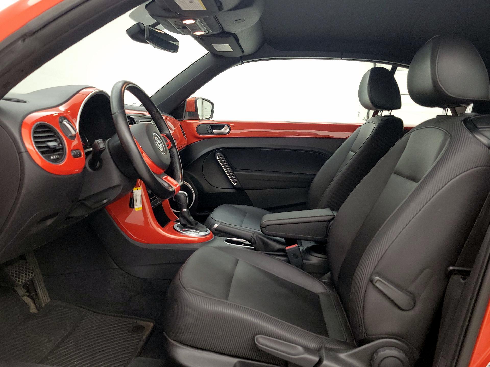 Thumbnail: 2017 Volkswagen Beetle - 11