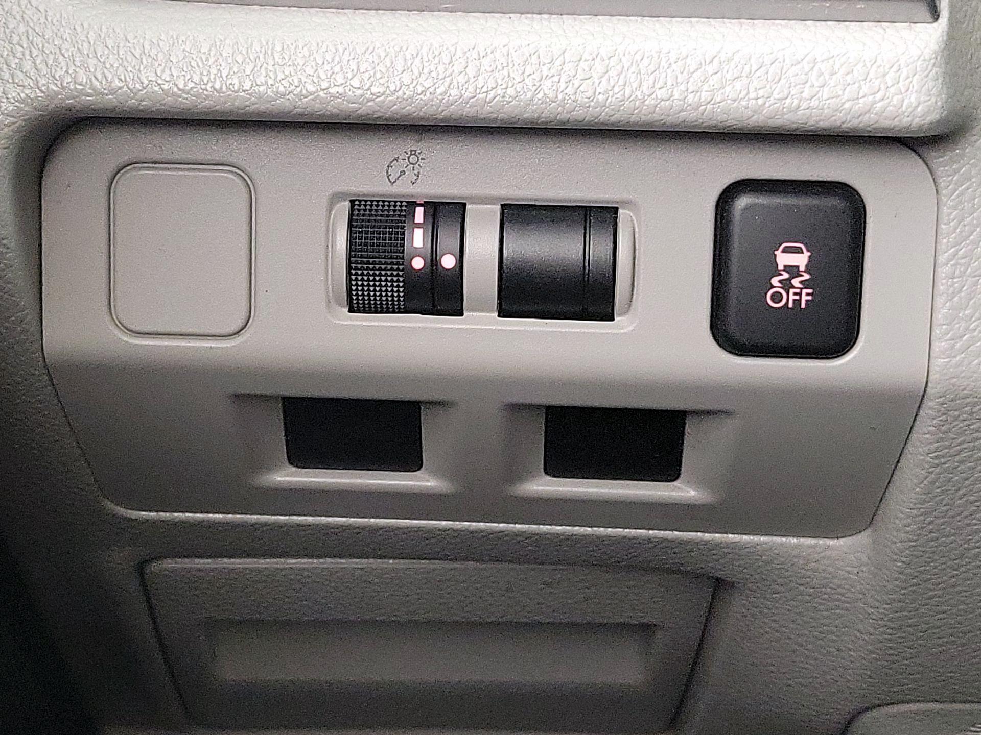 Thumbnail: 2017 Subaru Forester - 13