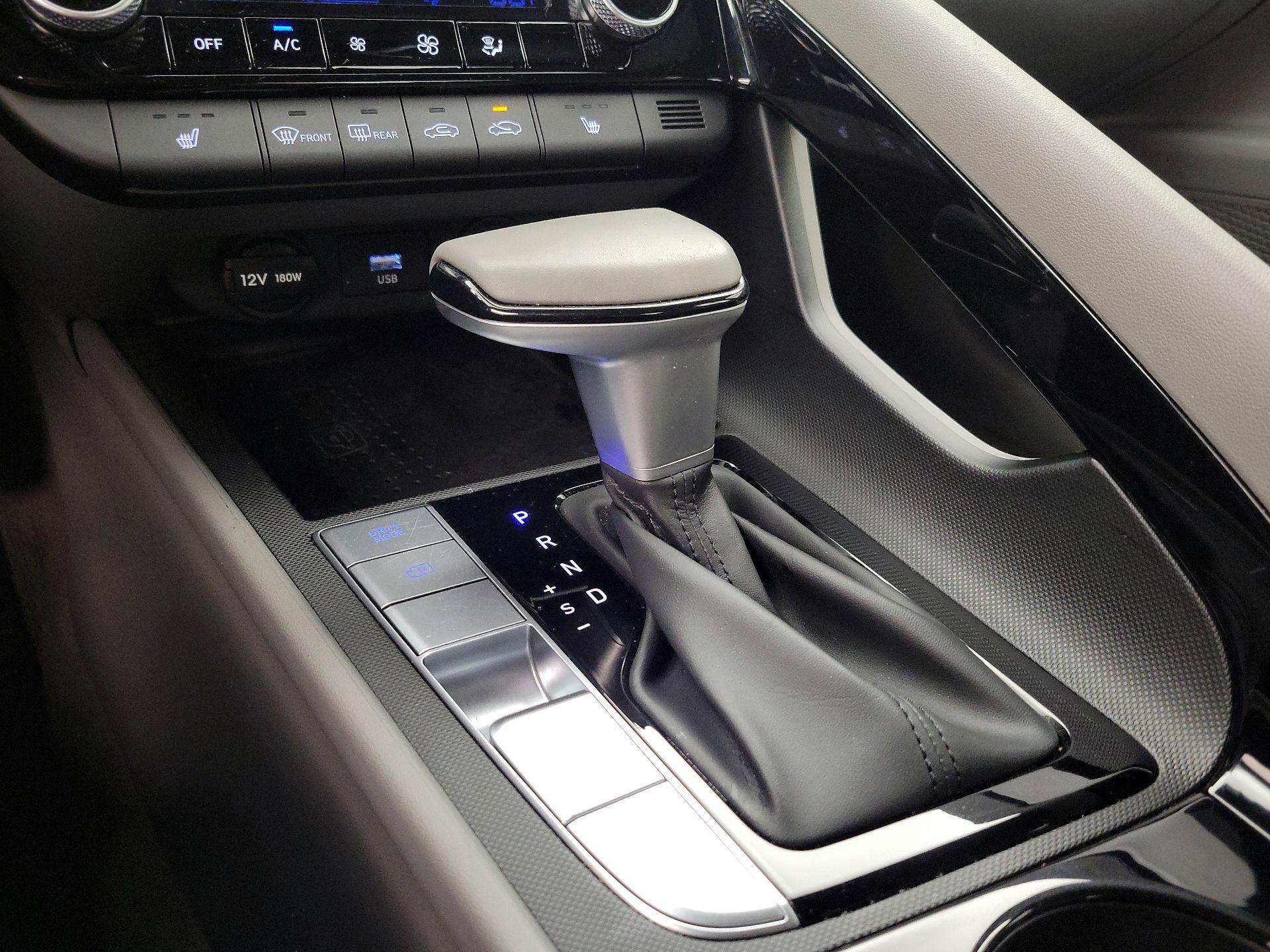 Thumbnail: 2023 Hyundai Elantra - 18