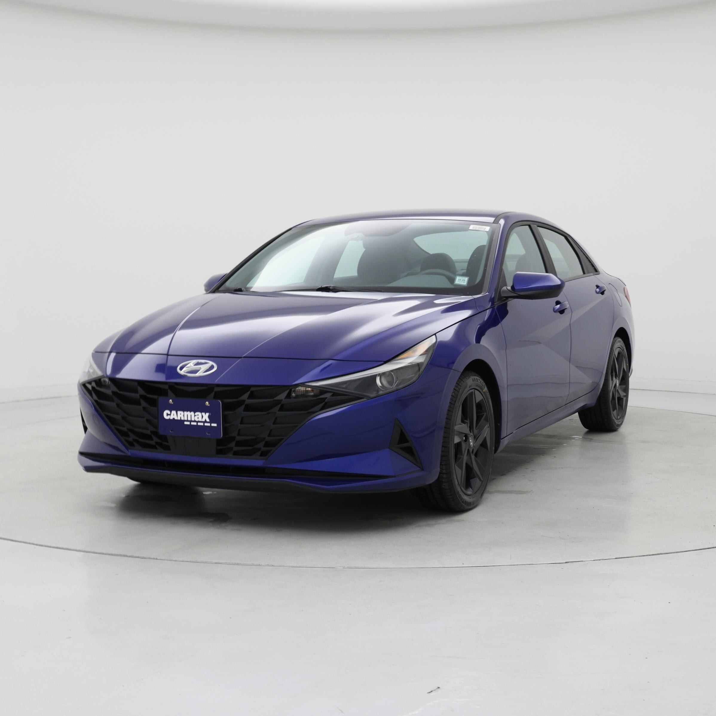 Thumbnail: 2023 Hyundai Elantra - 4