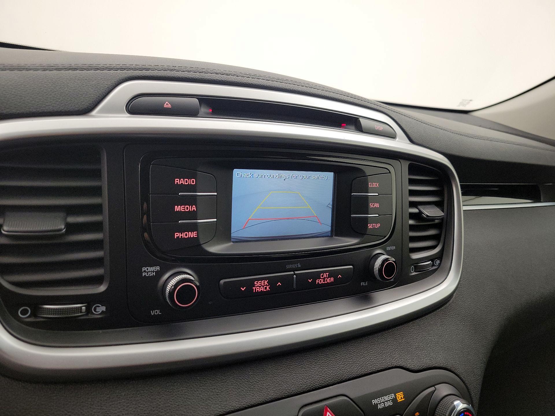 Thumbnail: 2018 Kia Sorento - 14