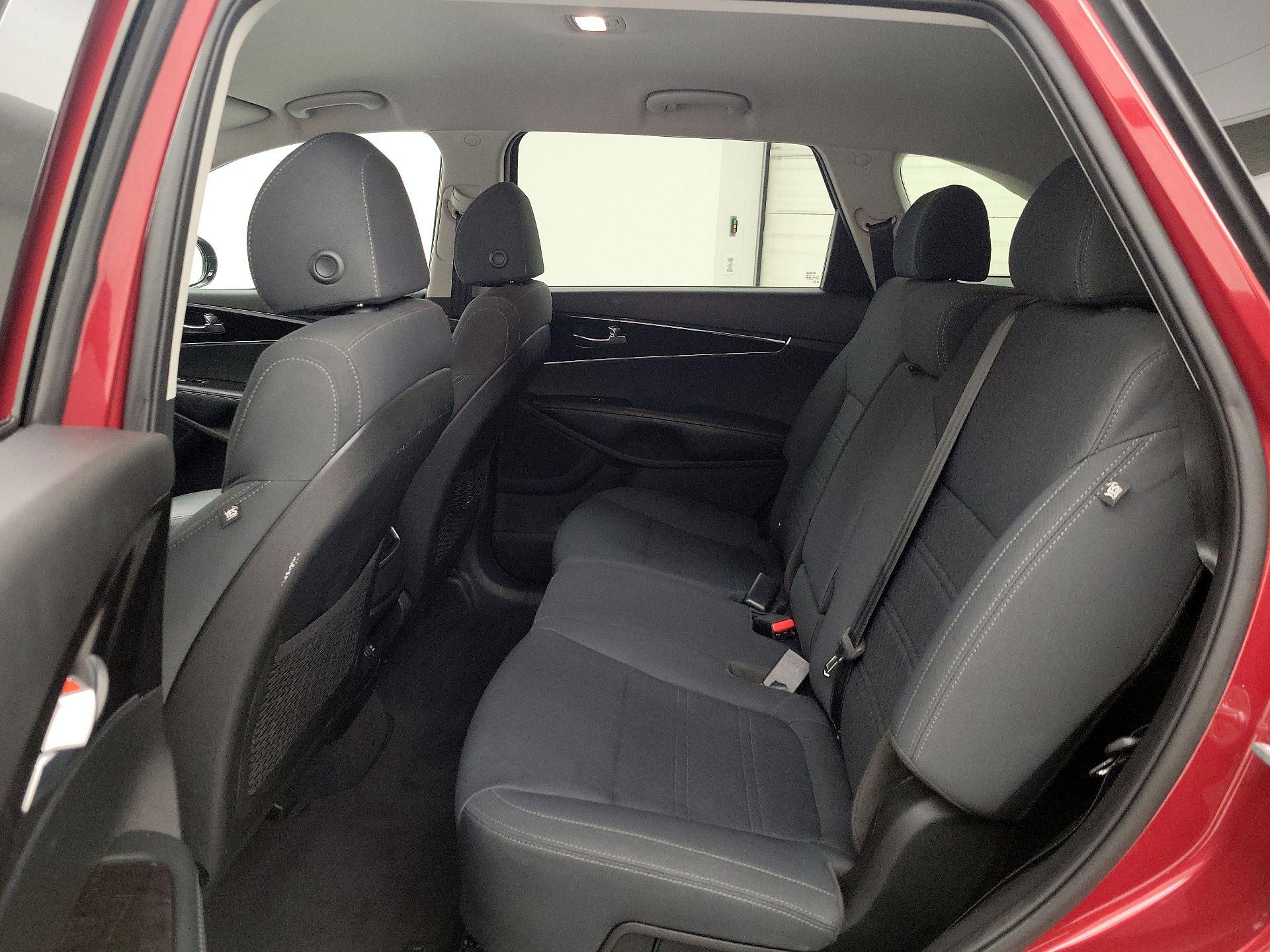 Thumbnail: 2018 Kia Sorento - 19