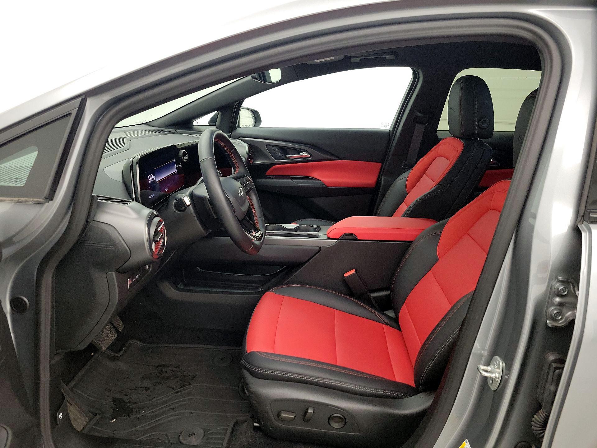 Thumbnail: 2025 Chevrolet Equinox - 11