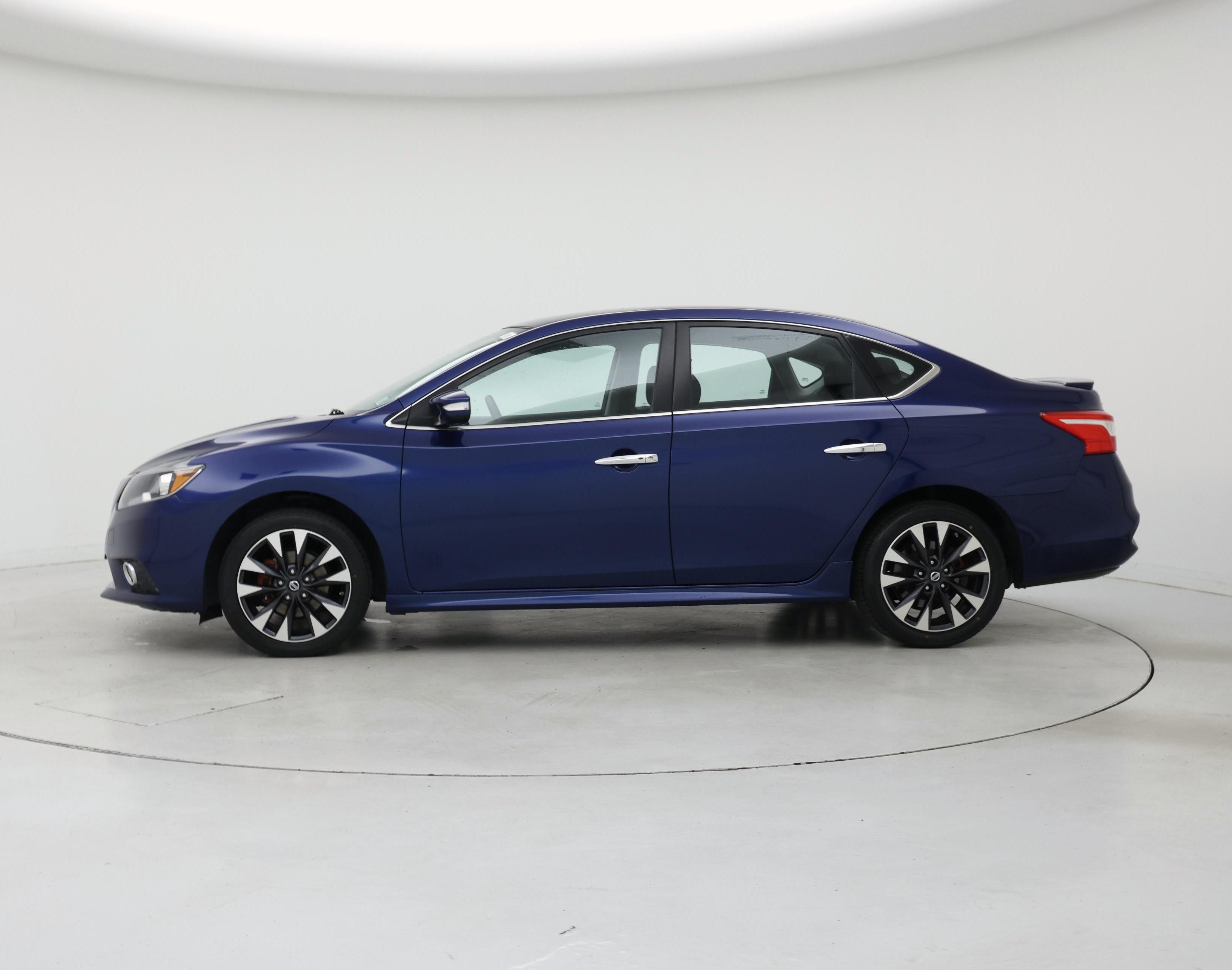 Thumbnail: 2016 Nissan Sentra - 3