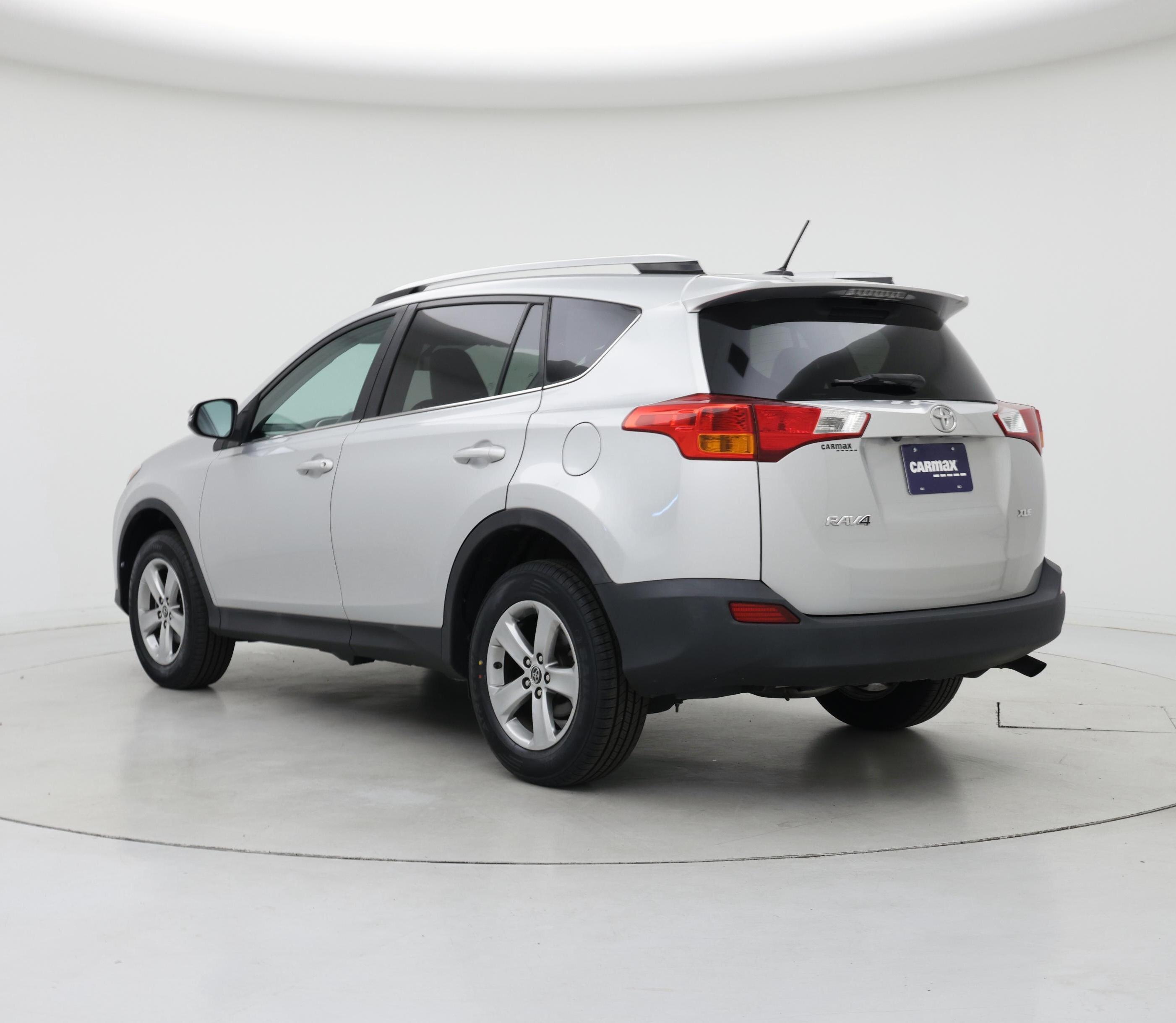 Thumbnail: 2015 Toyota RAV4 - 2