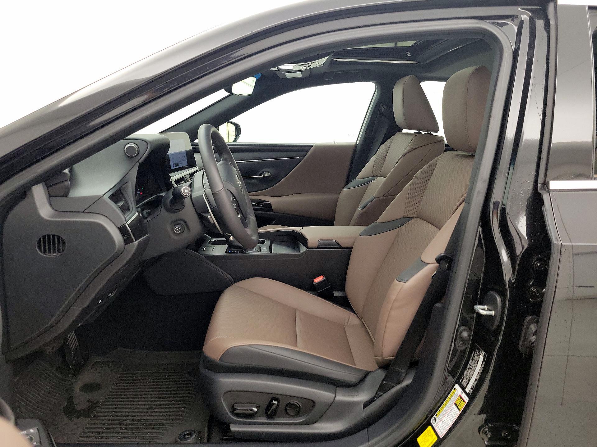 Thumbnail: 2023 Lexus ES - 11