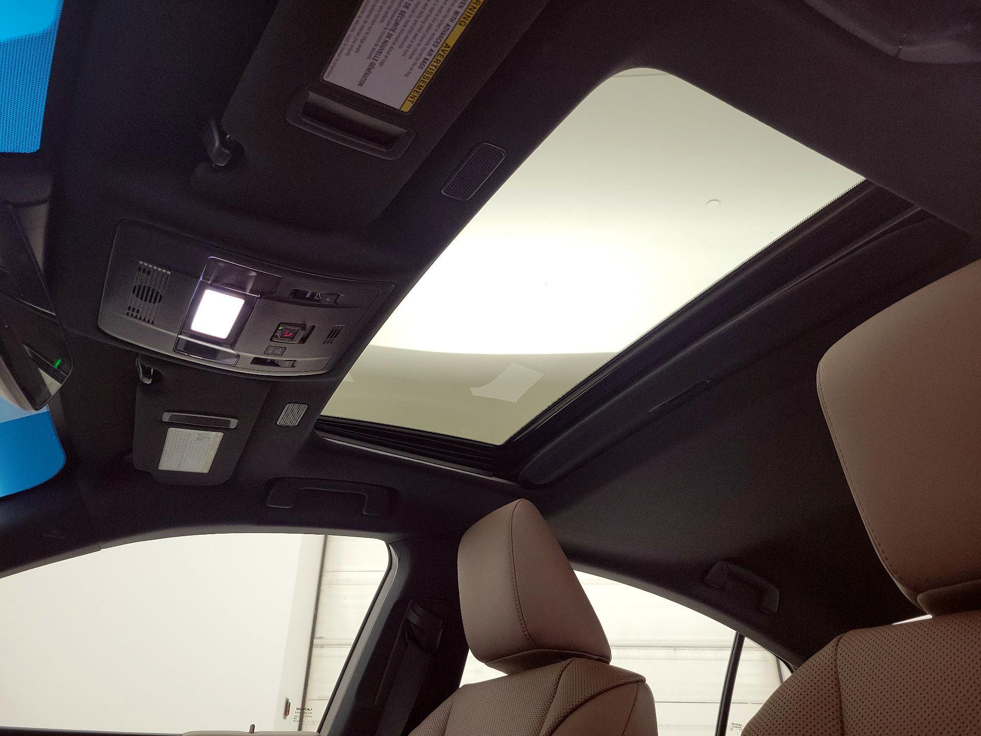 Thumbnail: 2023 Lexus ES - 18