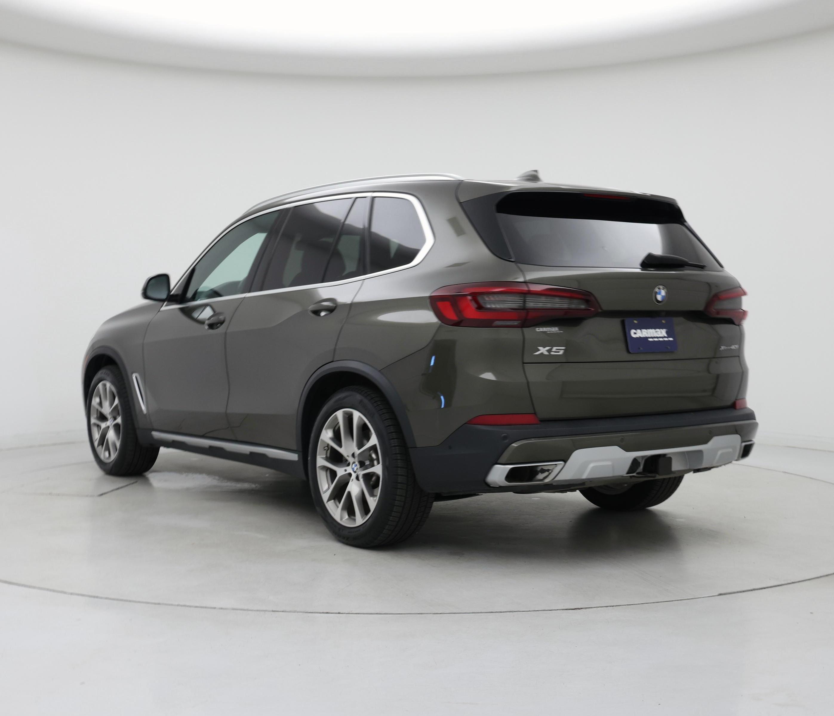 Thumbnail: 2021 BMW X5 - 2