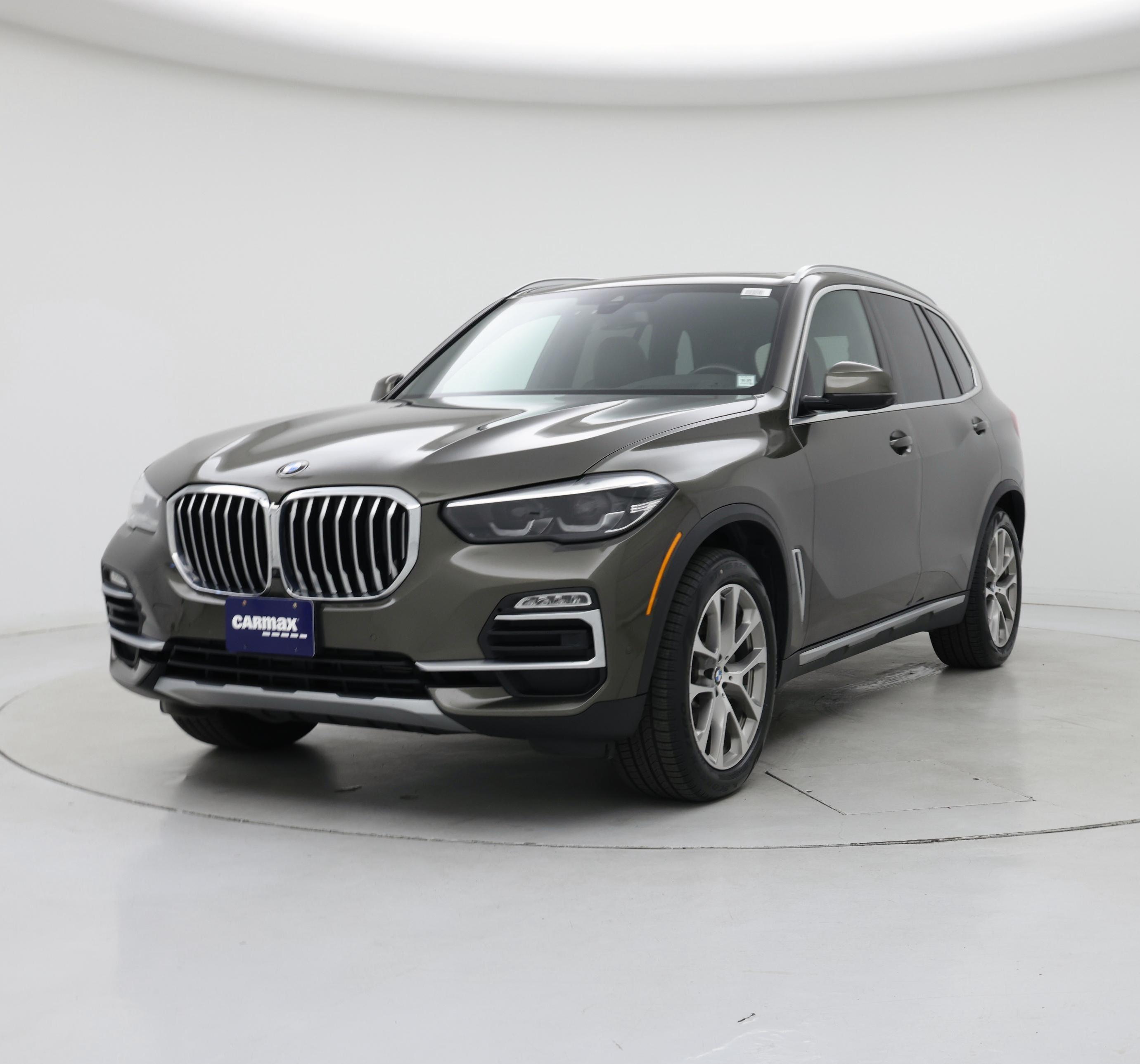 Thumbnail: 2021 BMW X5 - 4