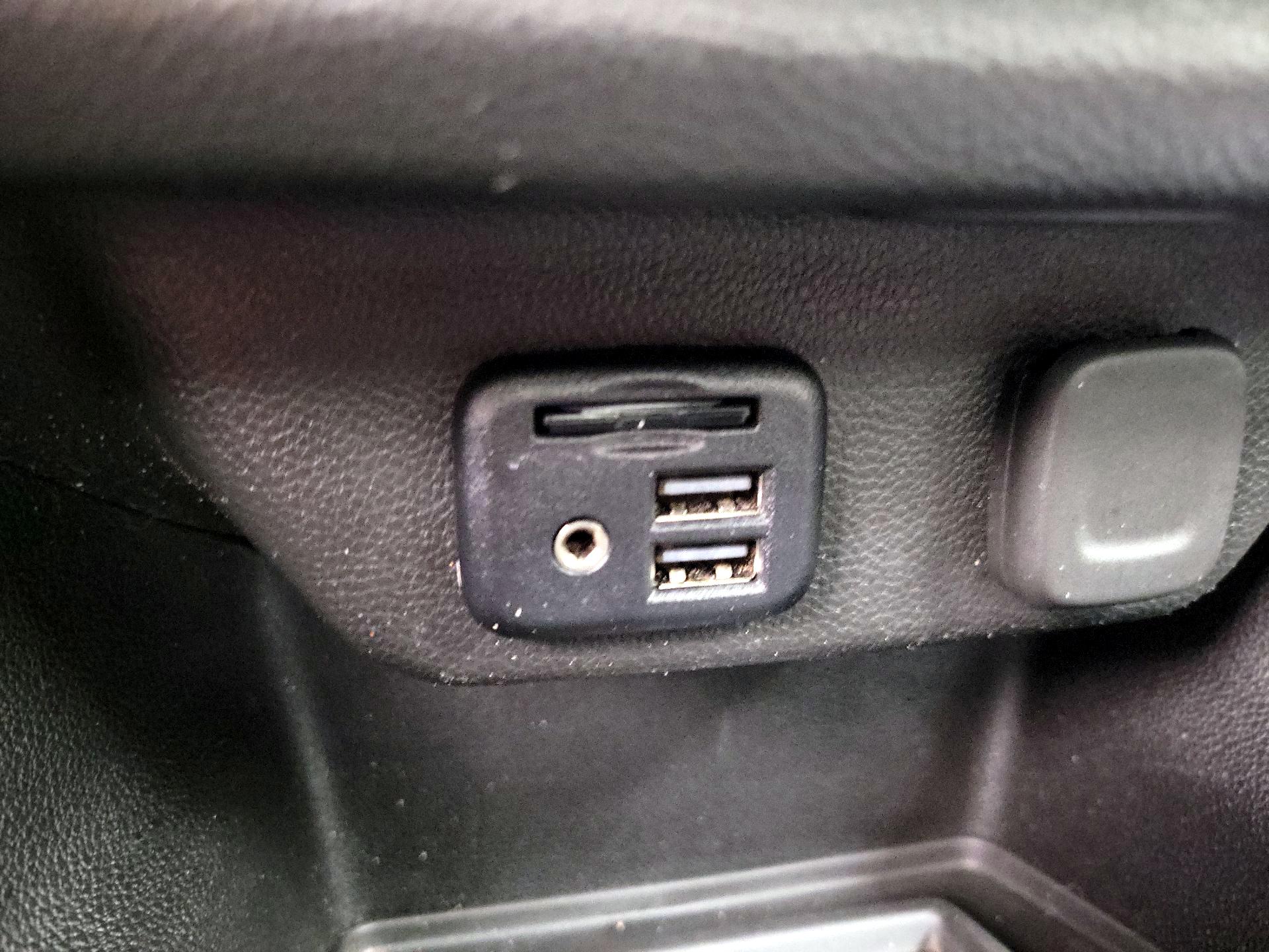 Thumbnail: 2022 Chevrolet Traverse - 19