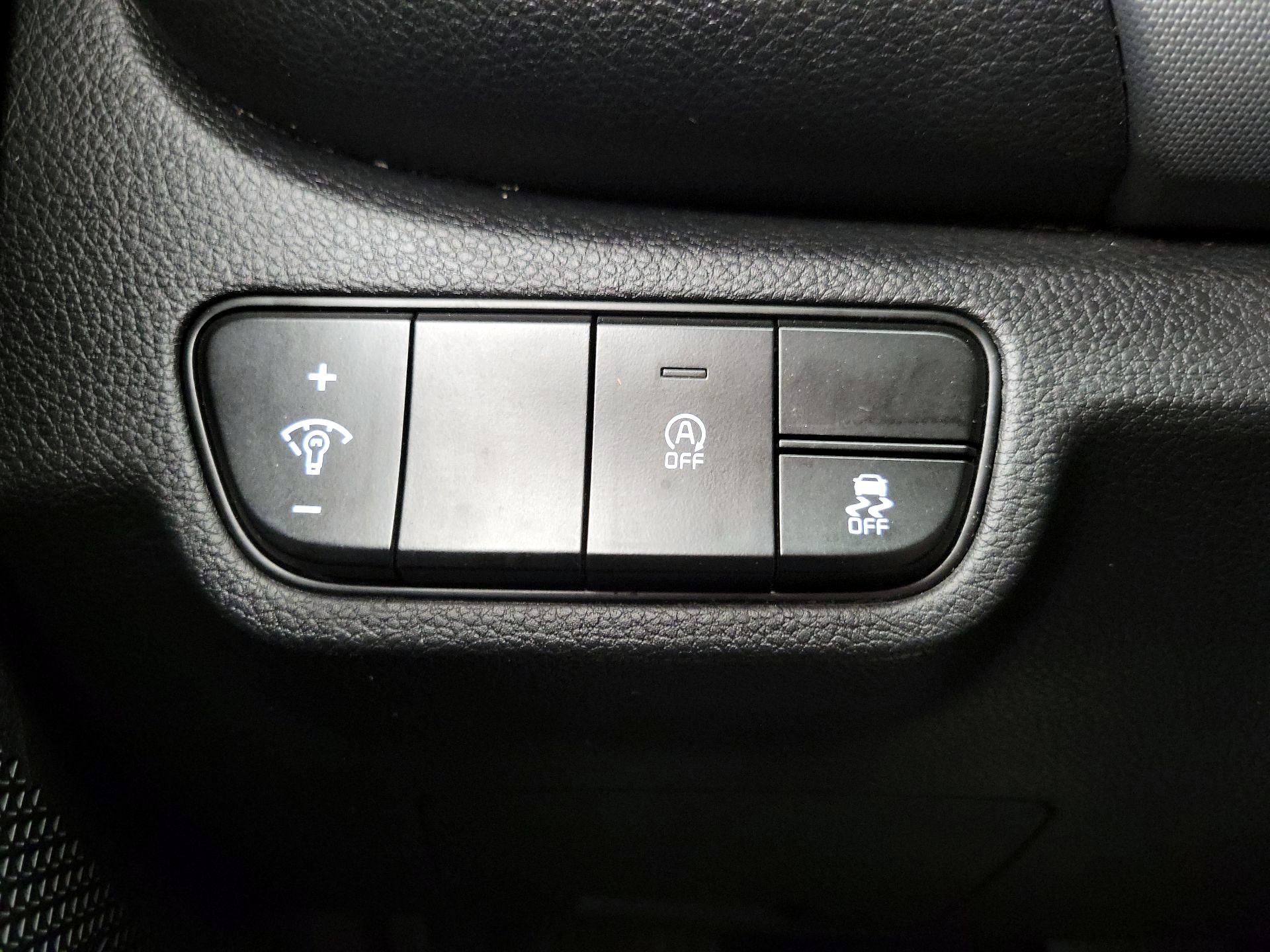 Thumbnail: 2021 Kia Seltos - 13