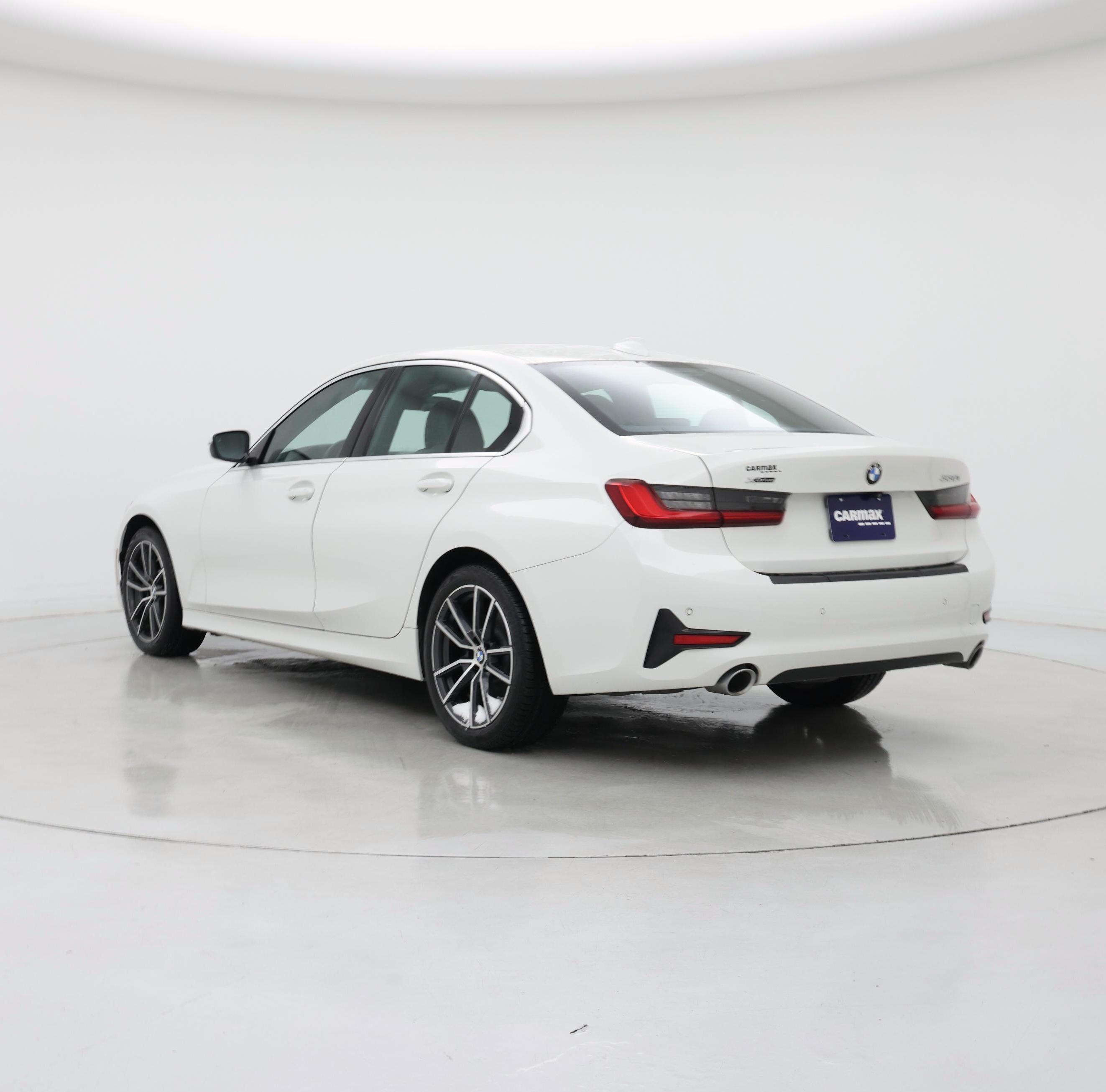 Thumbnail: 2020 BMW 3 Series - 2