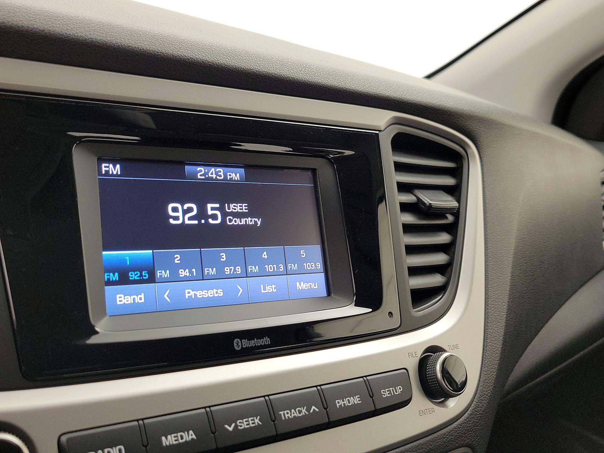 Thumbnail: 2021 Hyundai Accent - 14