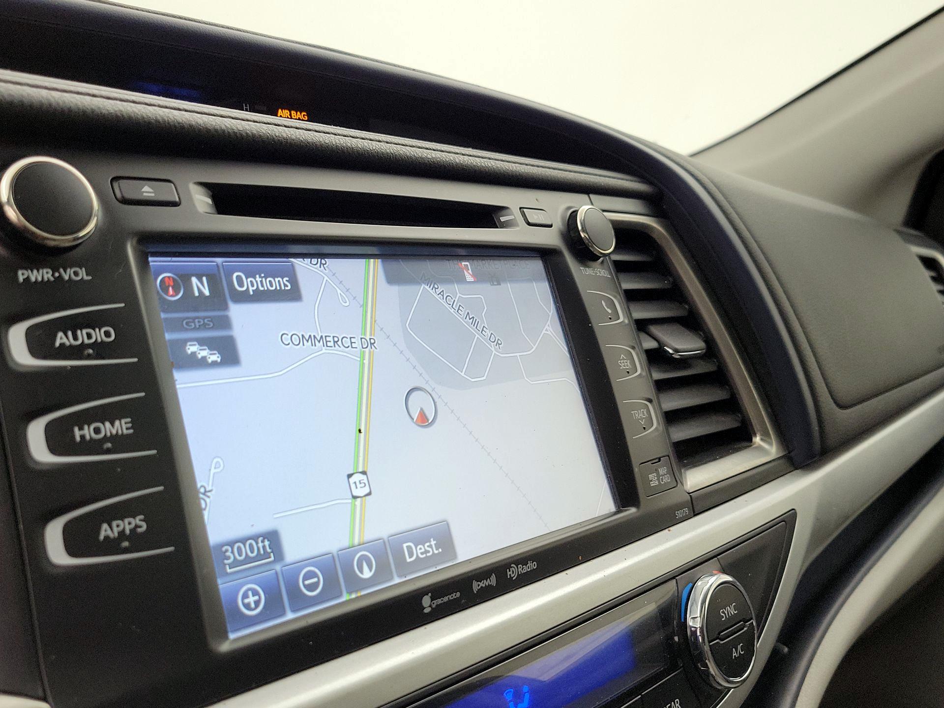 Thumbnail: 2018 Toyota Highlander - 14