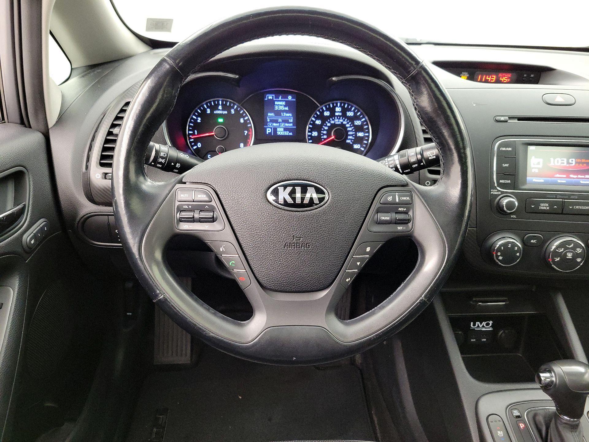 Thumbnail: 2015 Kia Forte - 10