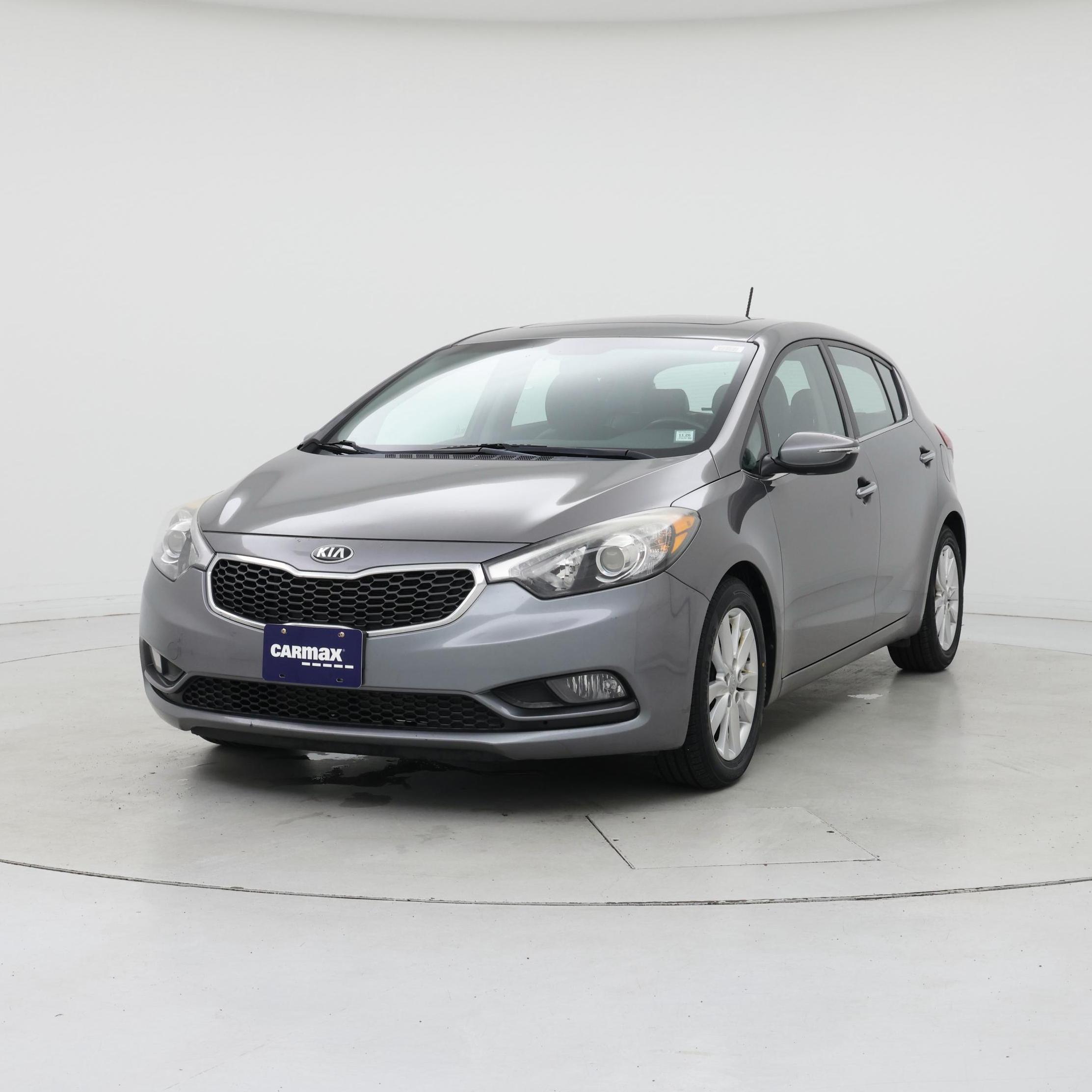 Thumbnail: 2015 Kia Forte - 4