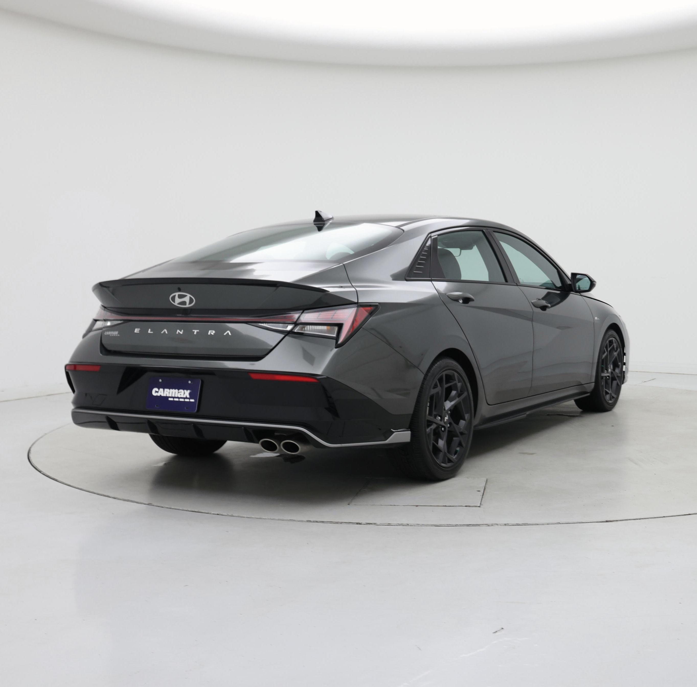 Thumbnail: 2024 Hyundai Elantra - 8