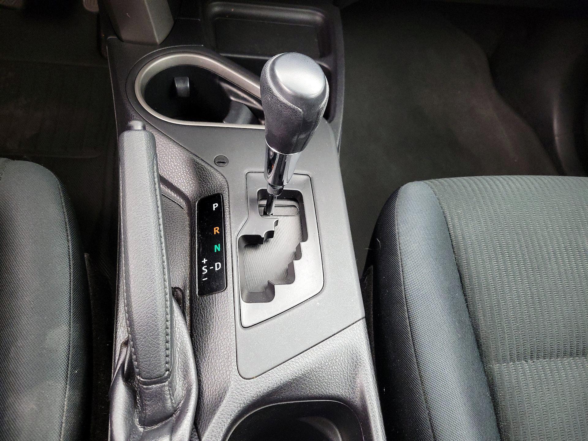 Thumbnail: 2016 Toyota RAV4 - 17