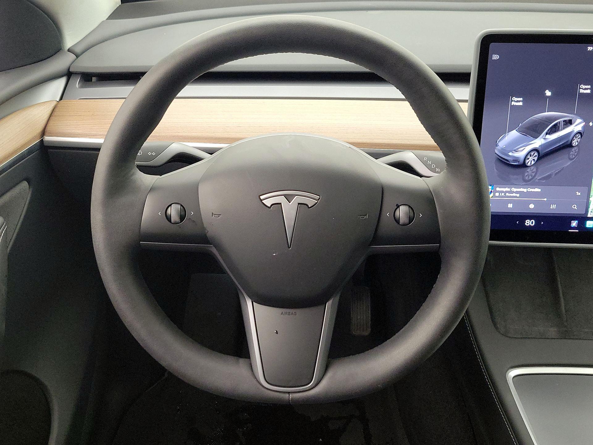 Thumbnail: 2023 Tesla Model Y - 10