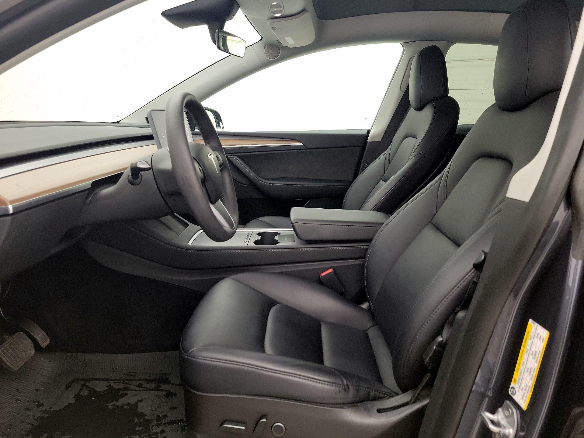 Thumbnail: 2023 Tesla Model Y - 11