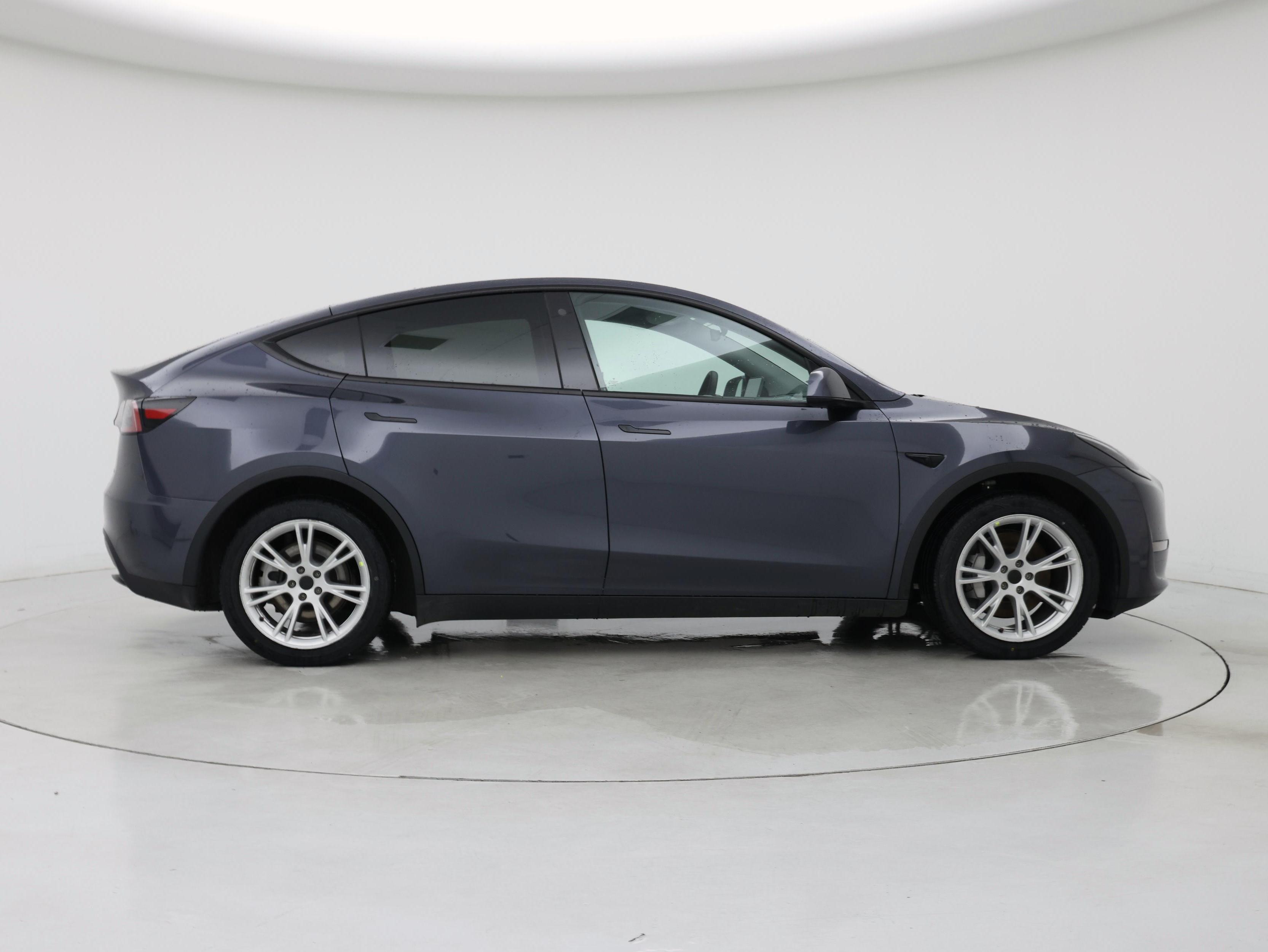 Thumbnail: 2023 Tesla Model Y - 7