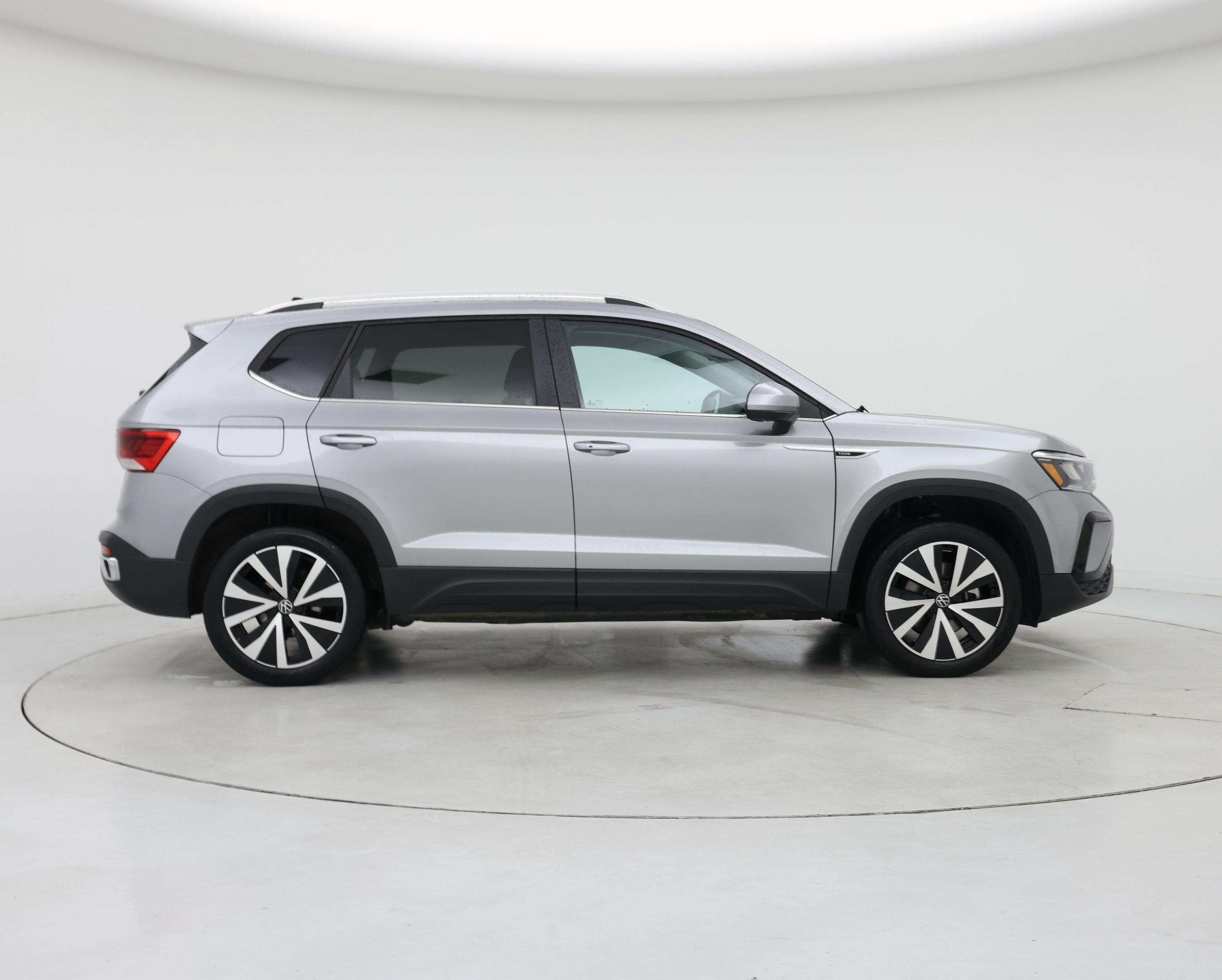 Thumbnail: 2023 Volkswagen Taos - 7