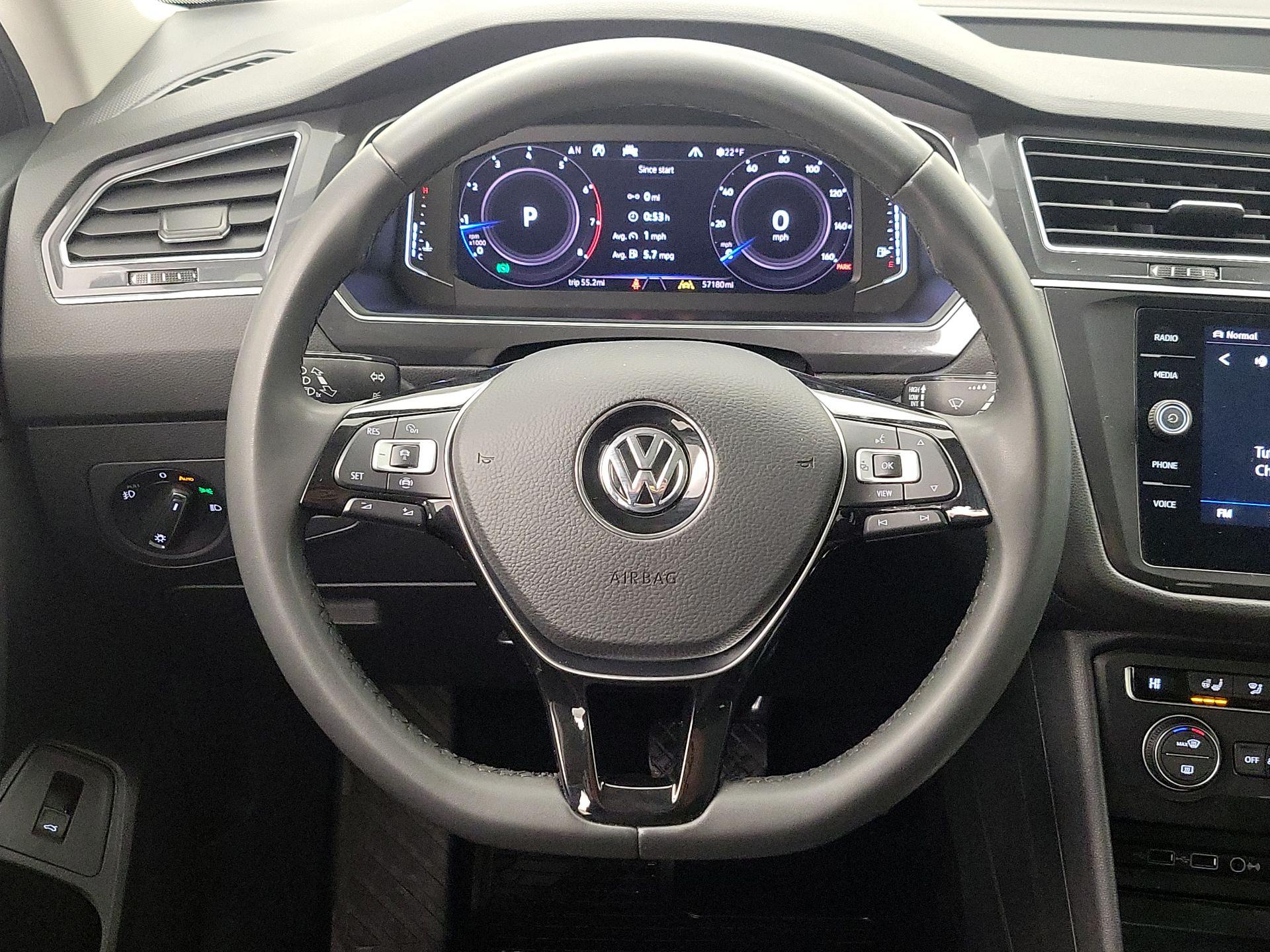 Thumbnail: 2020 Volkswagen Tiguan - 10