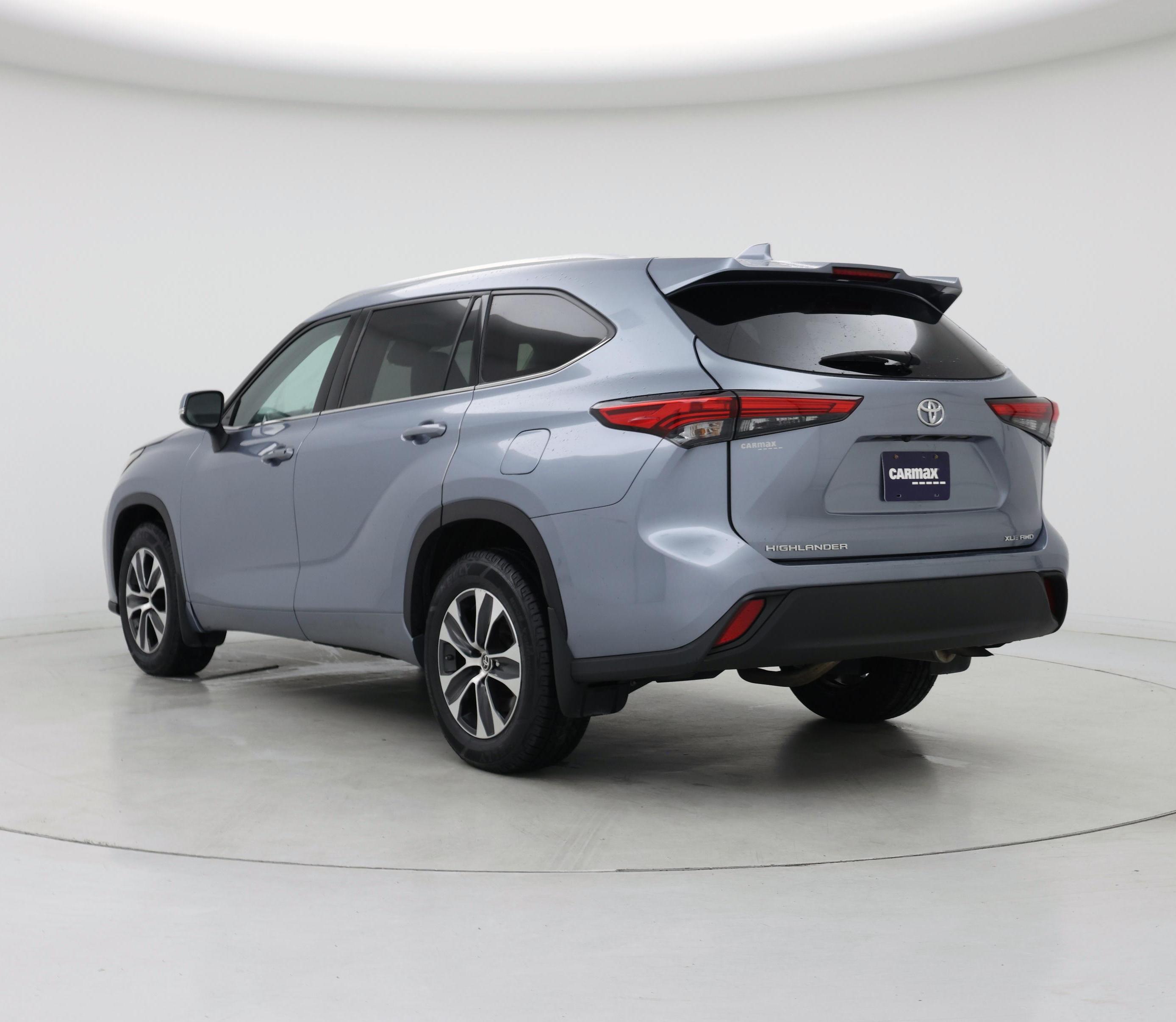 Thumbnail: 2020 Toyota Highlander - 2