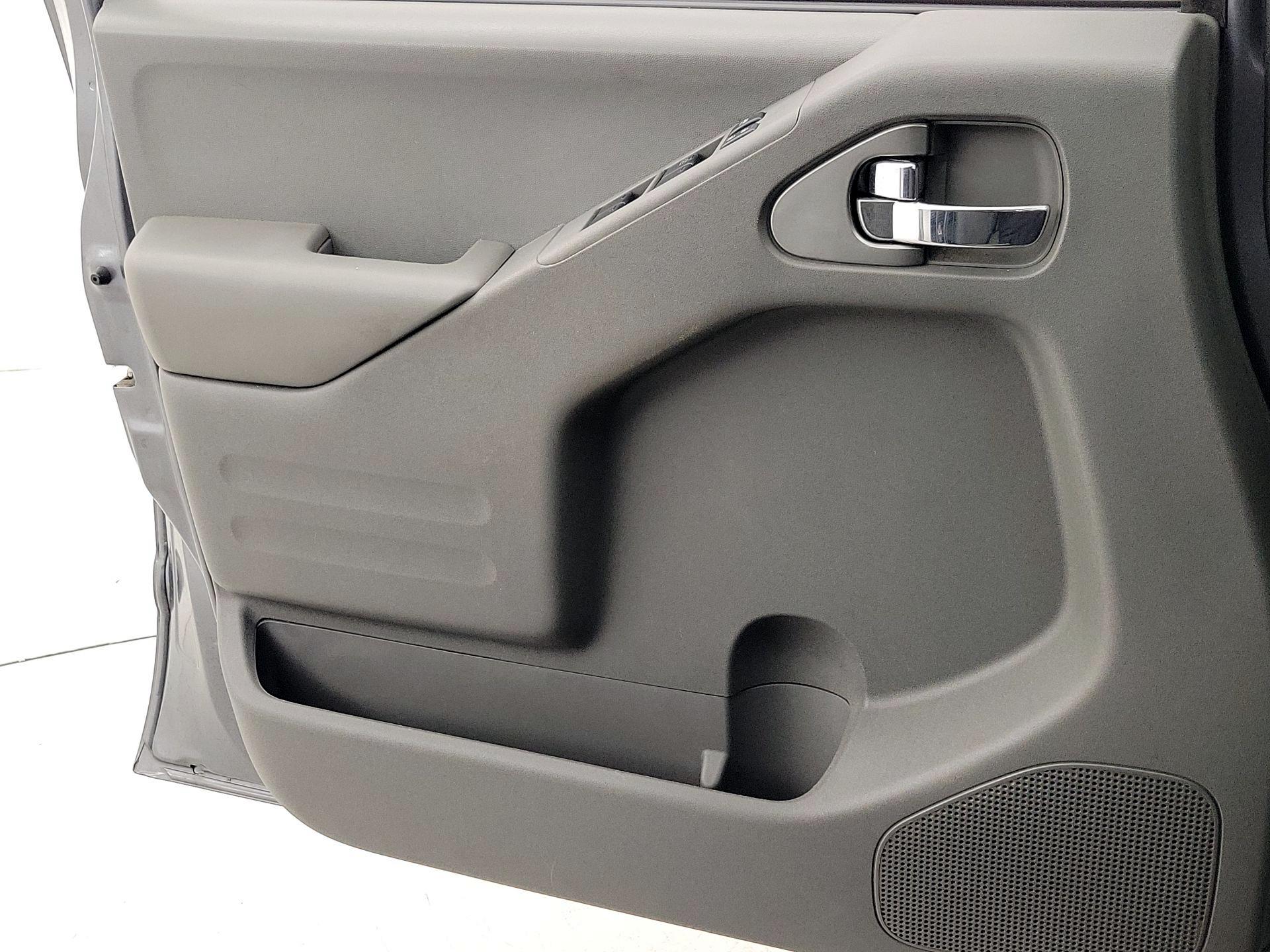 Thumbnail: 2020 Nissan Frontier - 12