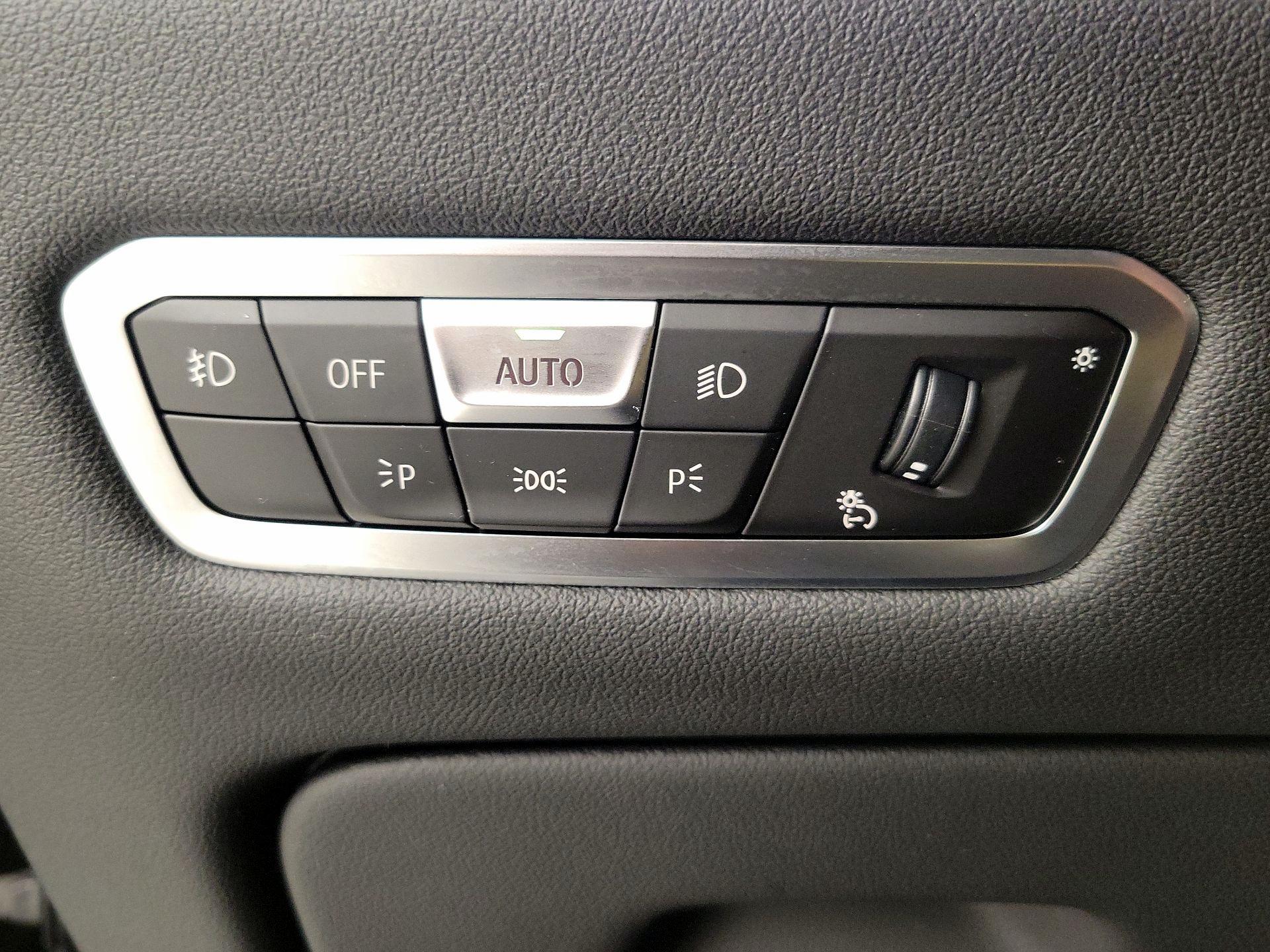 Thumbnail: 2020 BMW X5 - 13