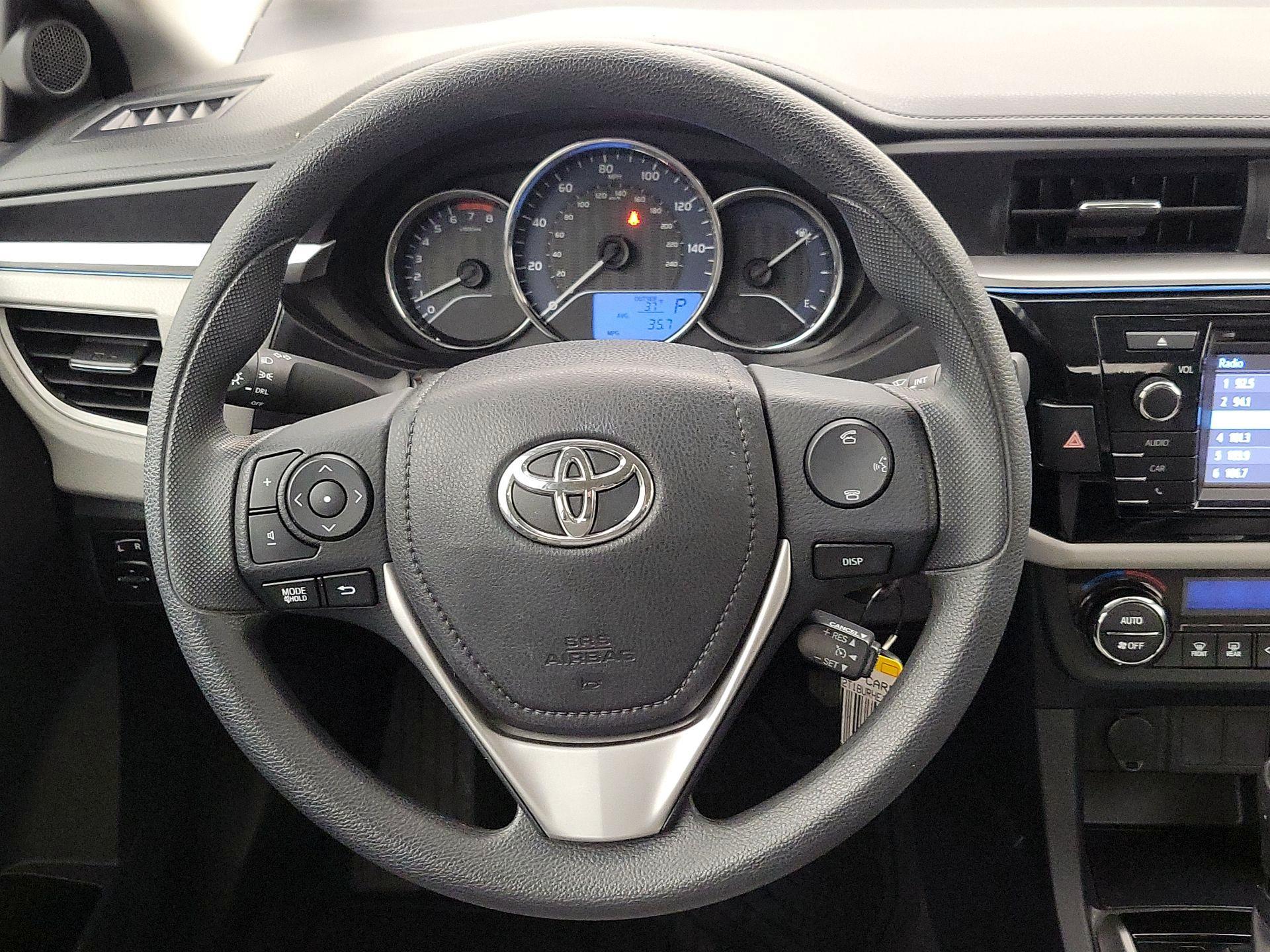 Thumbnail: 2016 Toyota Corolla - 10