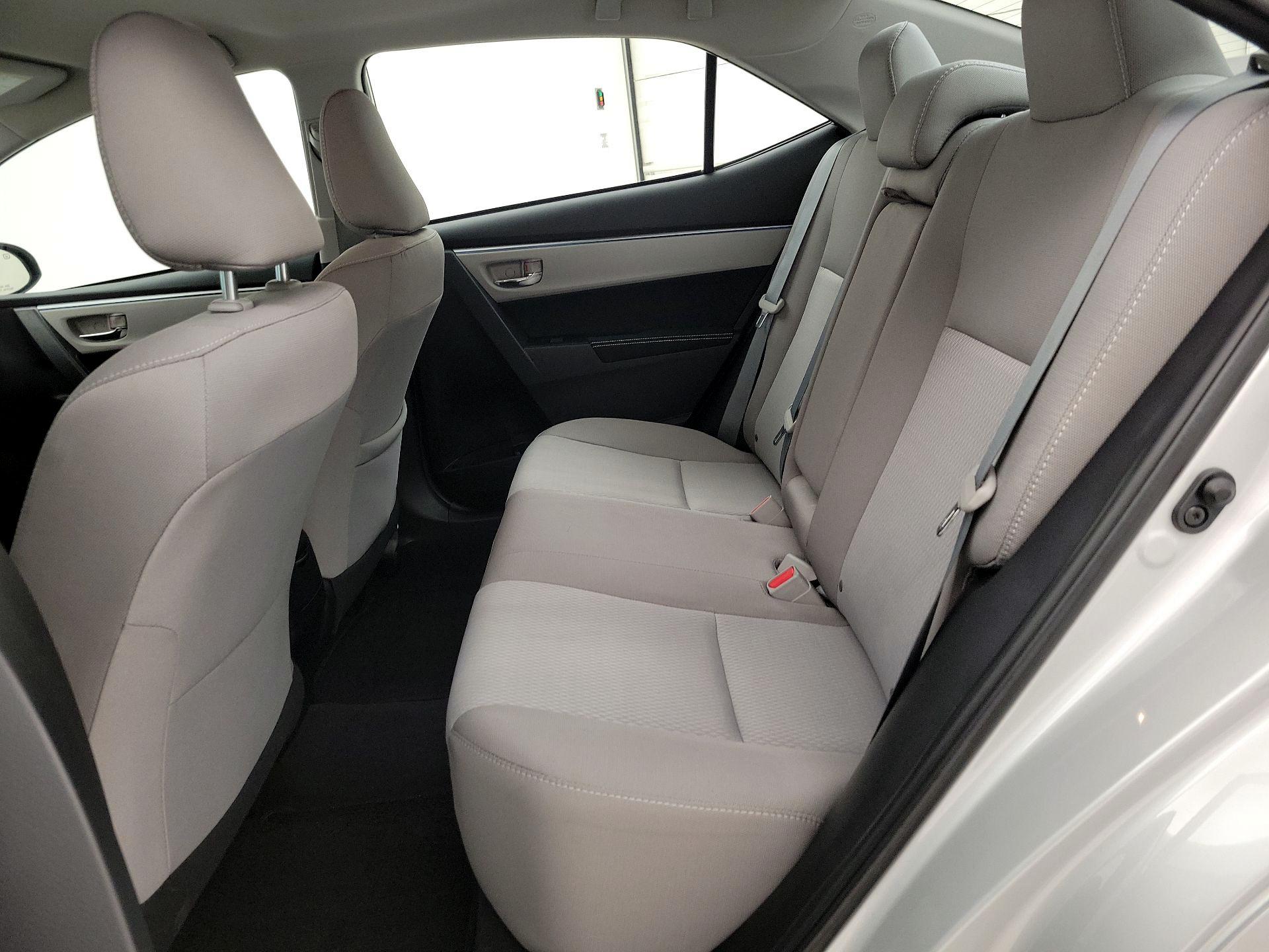 Thumbnail: 2016 Toyota Corolla - 19