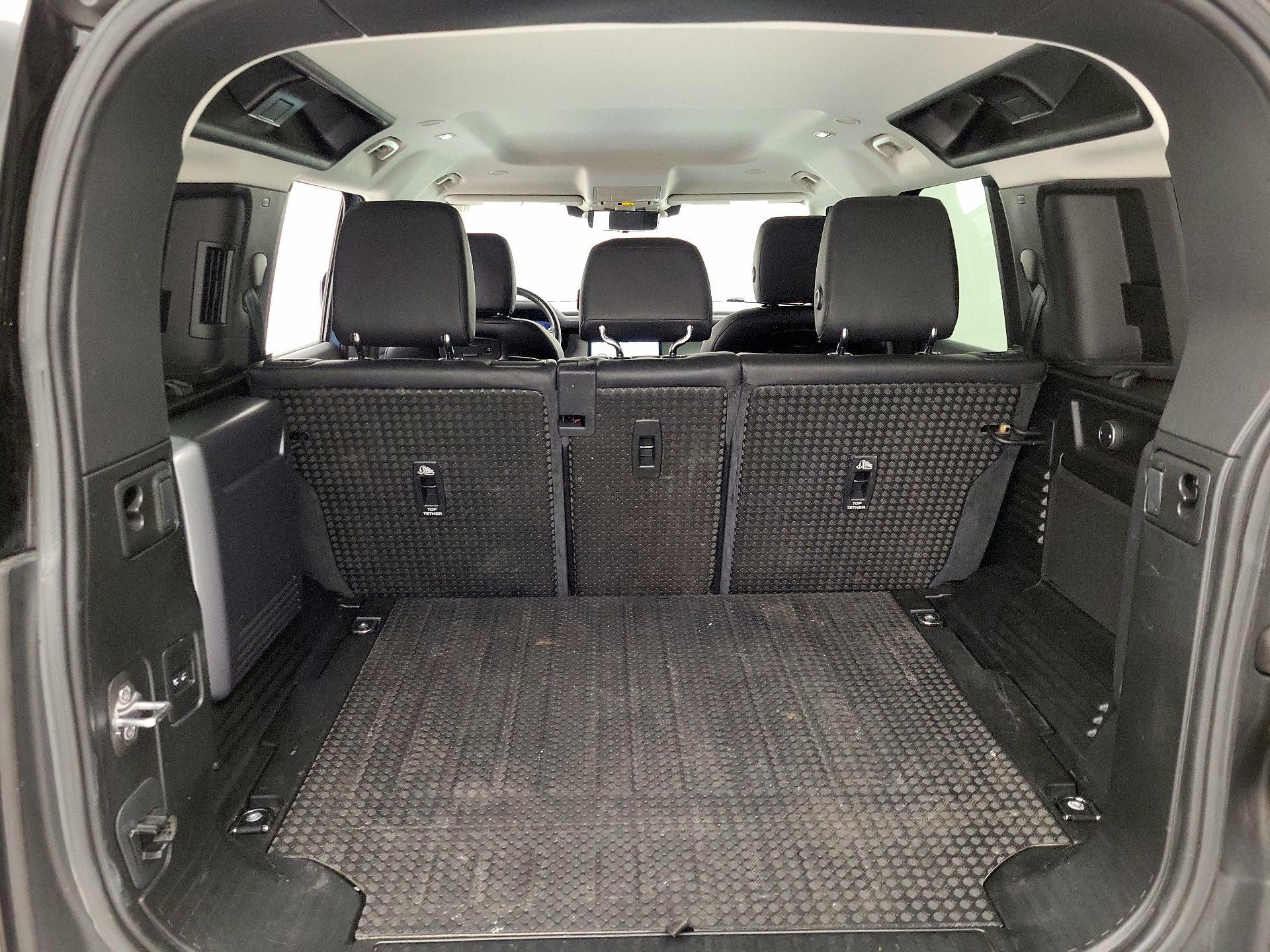 Thumbnail: 2020 Land Rover Defender - 20