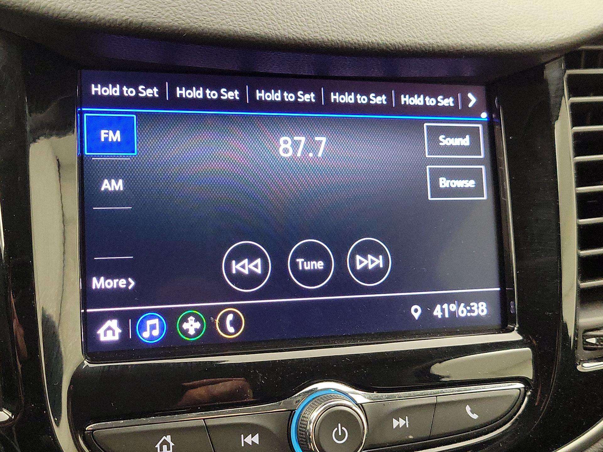 Thumbnail: 2020 Chevrolet Trax - 15