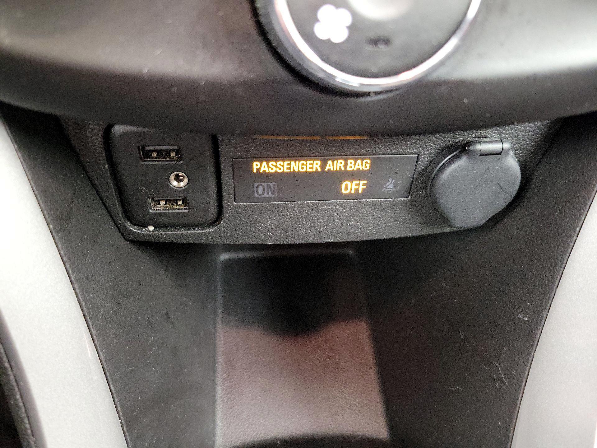 Thumbnail: 2020 Chevrolet Trax - 18