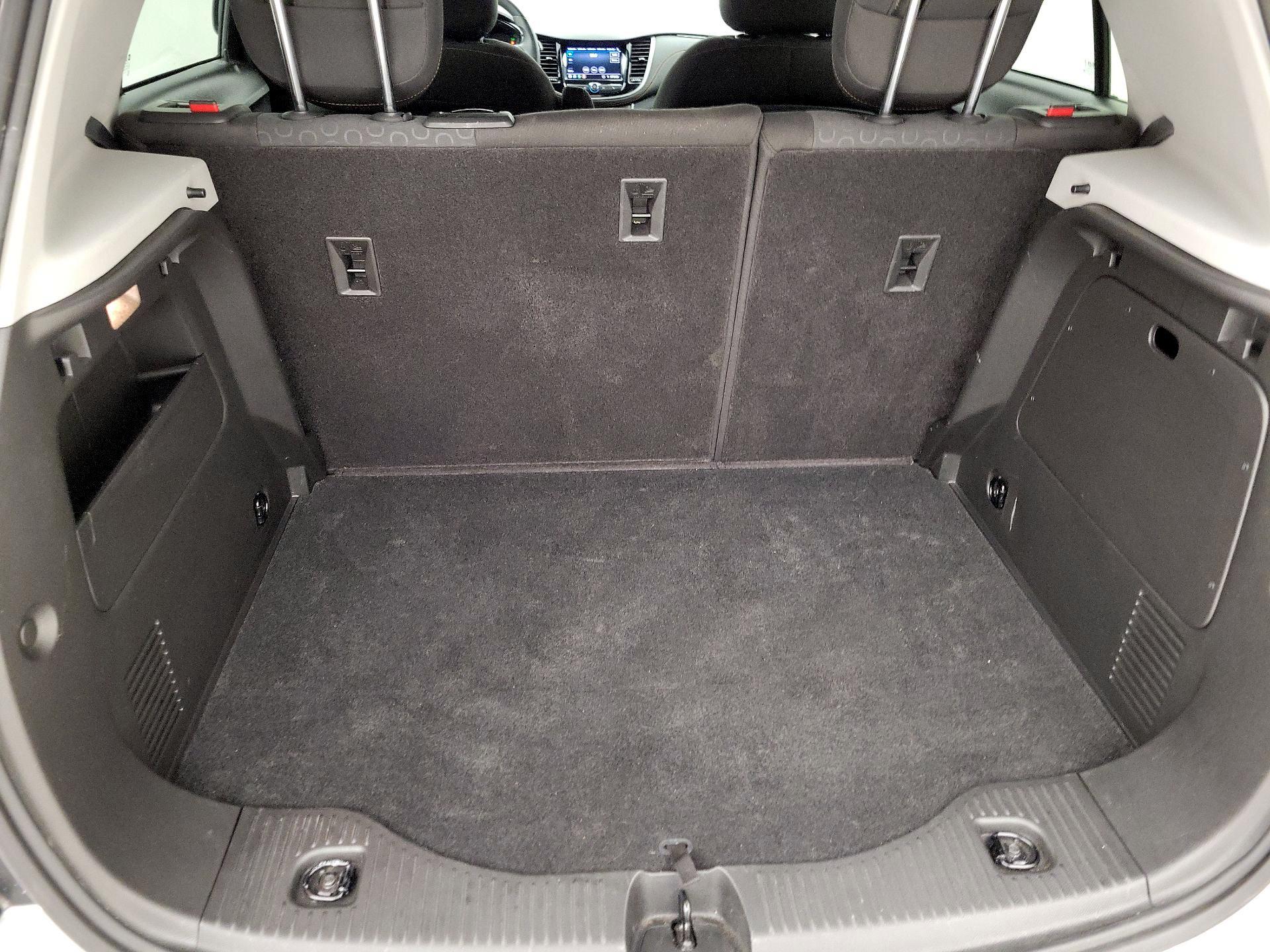 Thumbnail: 2020 Chevrolet Trax - 20