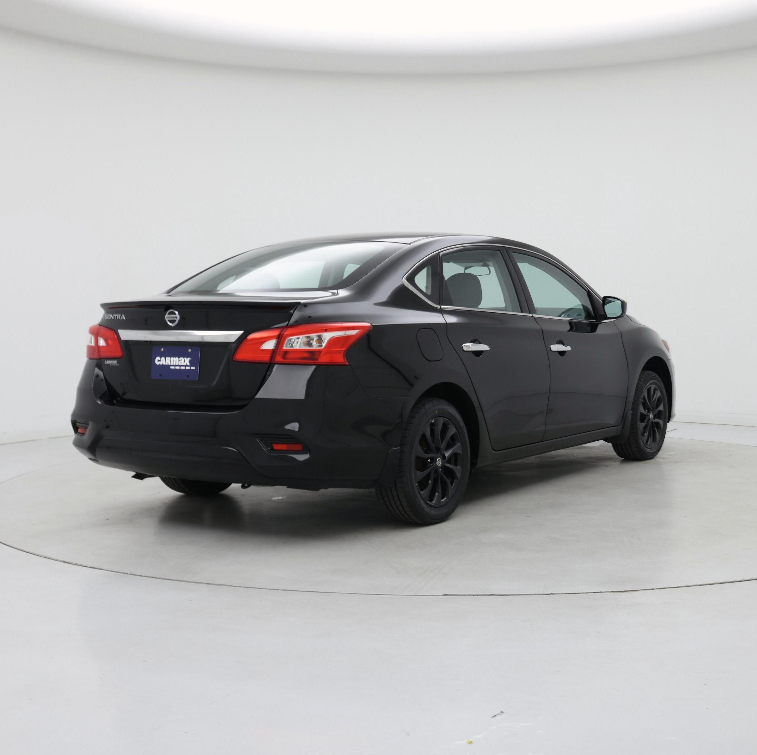 Thumbnail: 2018 Nissan Sentra - 8