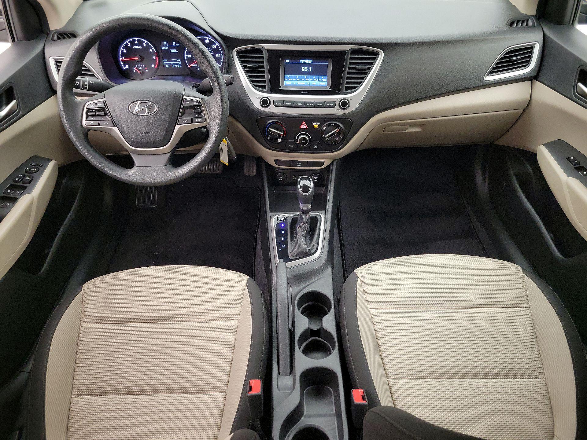 Thumbnail: 2022 Hyundai Accent - 9