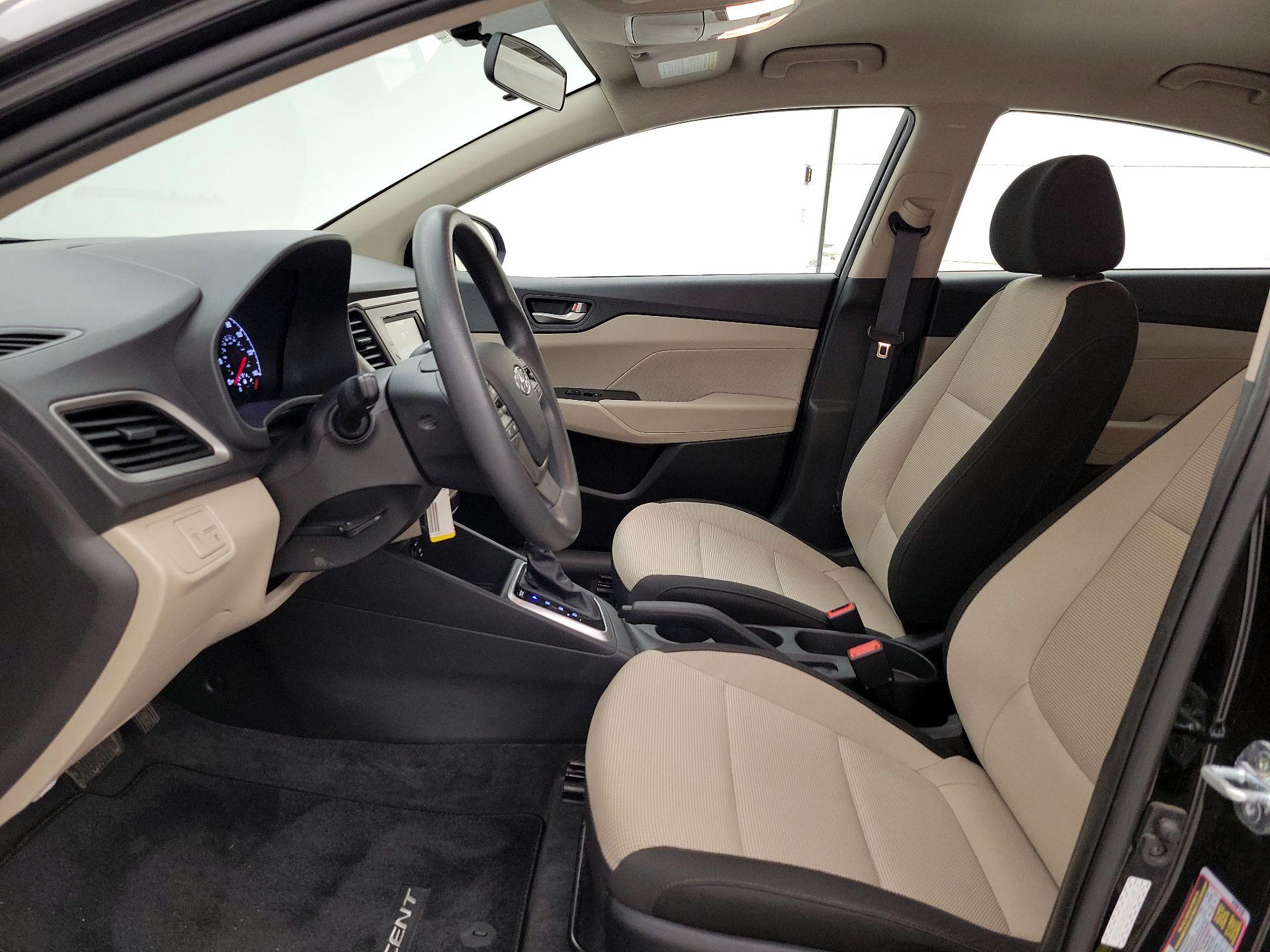 Thumbnail: 2022 Hyundai Accent - 11