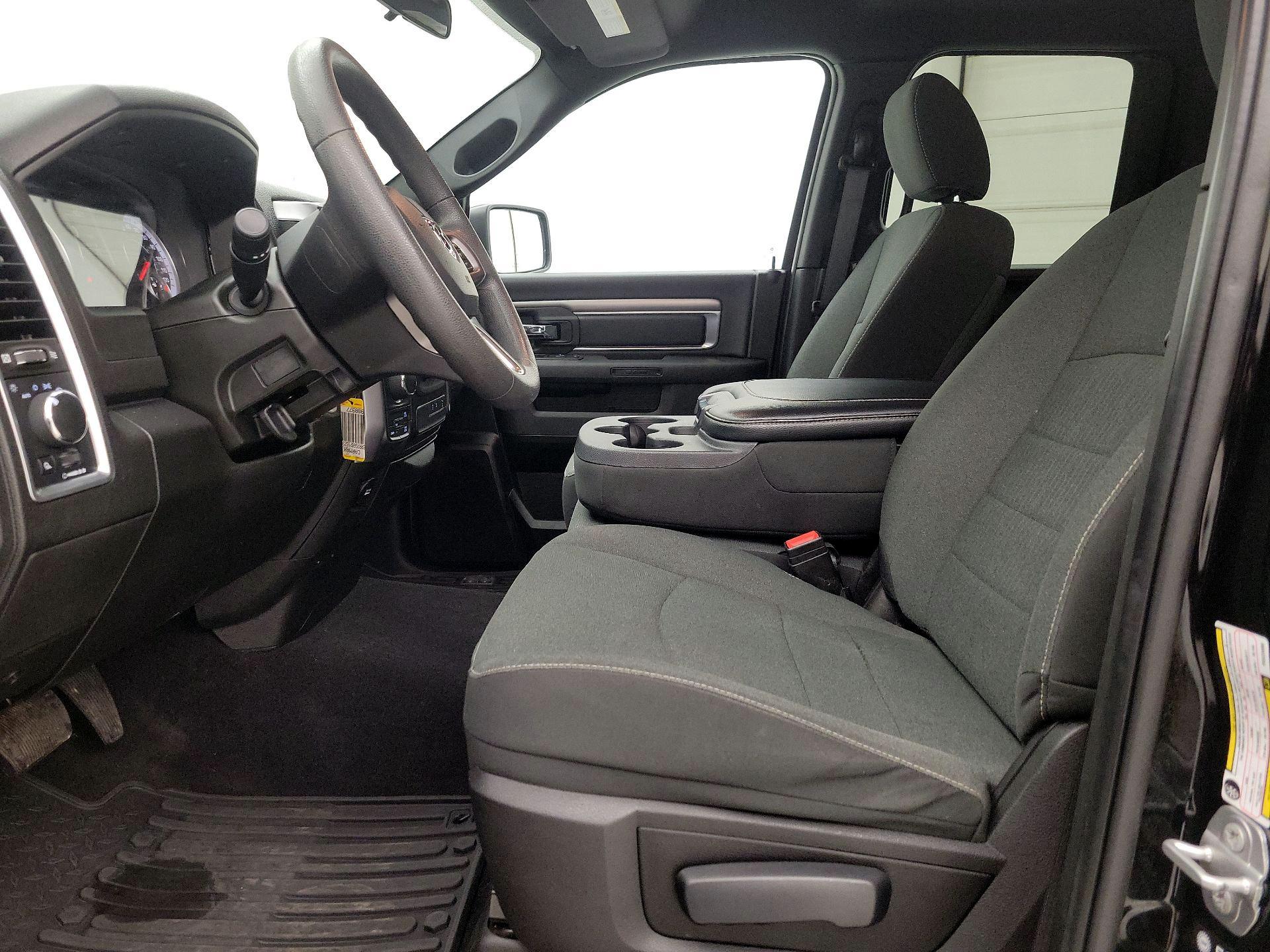 Thumbnail: 2023 RAM 1500 Classic - 11