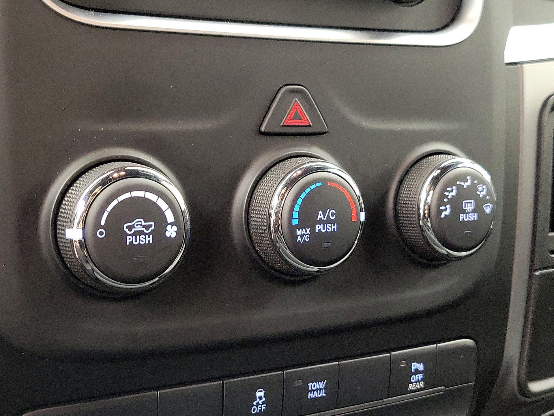 Thumbnail: 2023 RAM 1500 Classic - 16