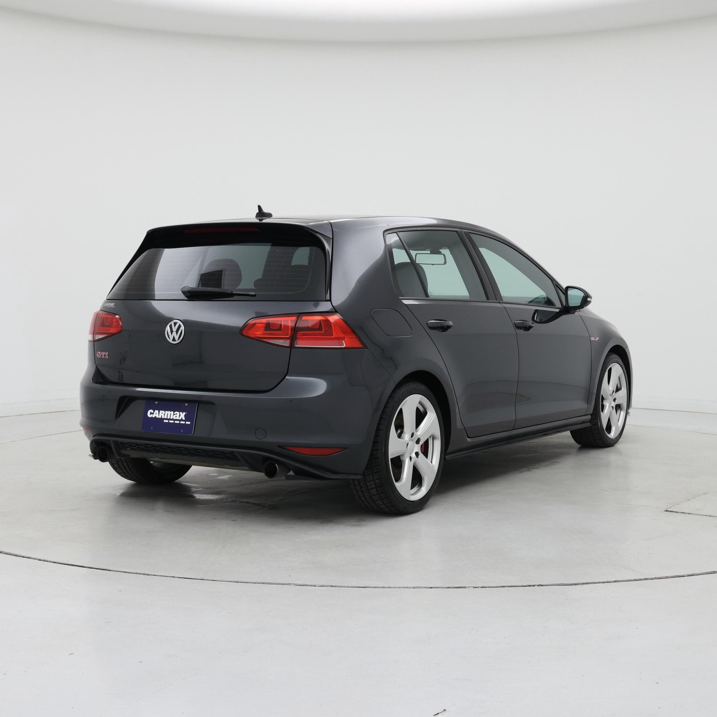 Thumbnail: 2015 Volkswagen Golf - 8