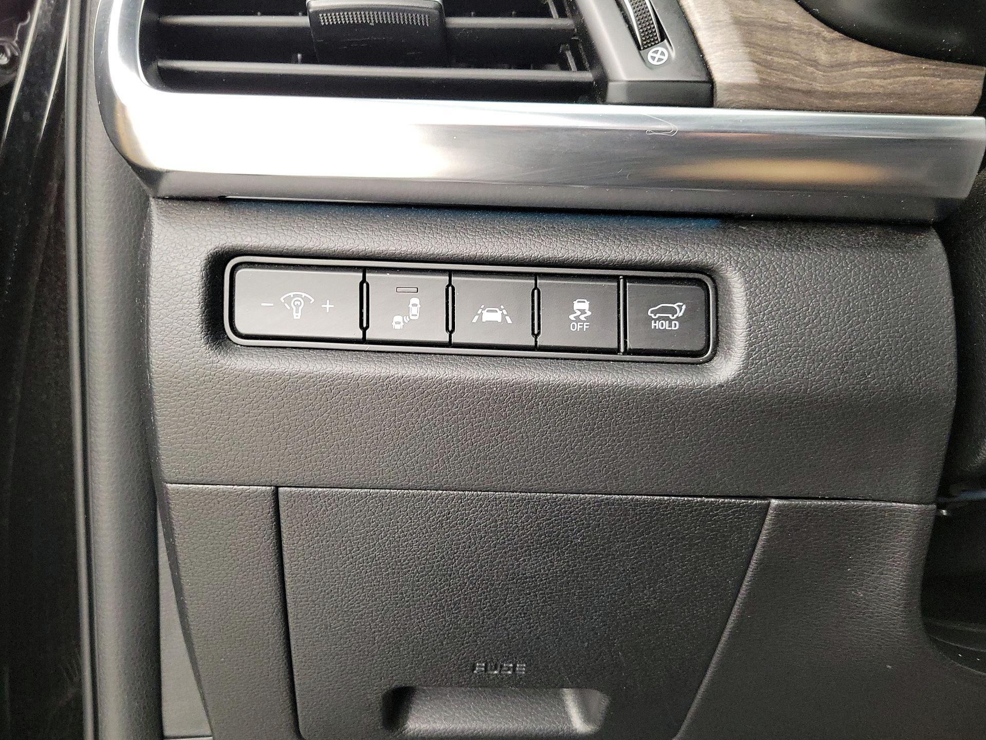 Thumbnail: 2022 Kia Telluride - 13