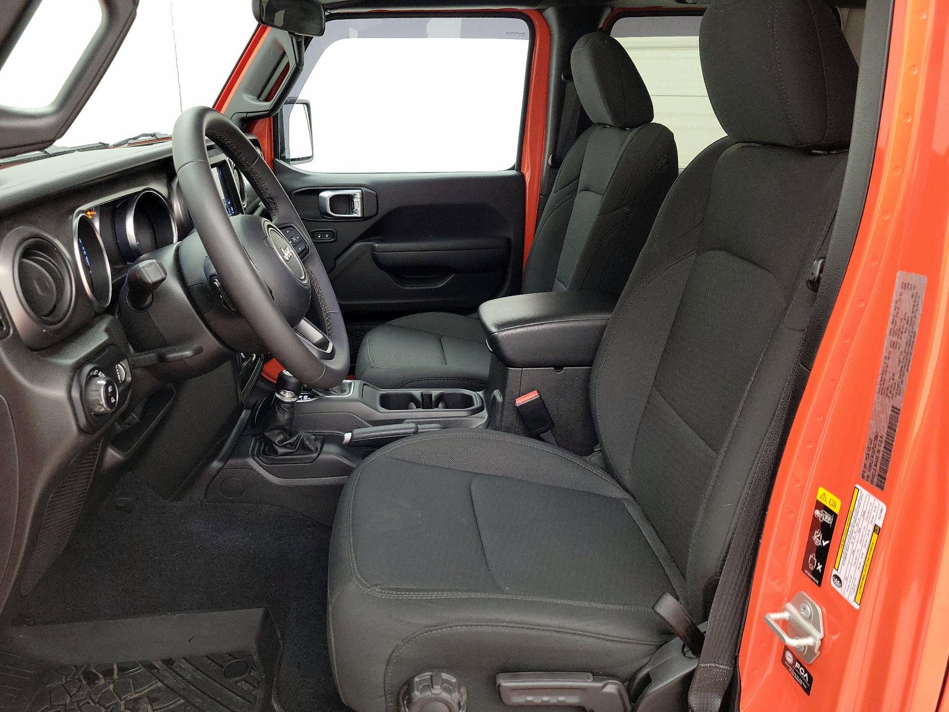 Thumbnail: 2023 Jeep Gladiator - 11