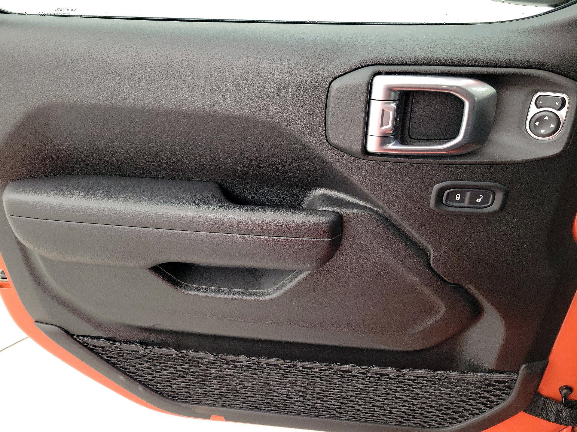 Thumbnail: 2023 Jeep Gladiator - 12