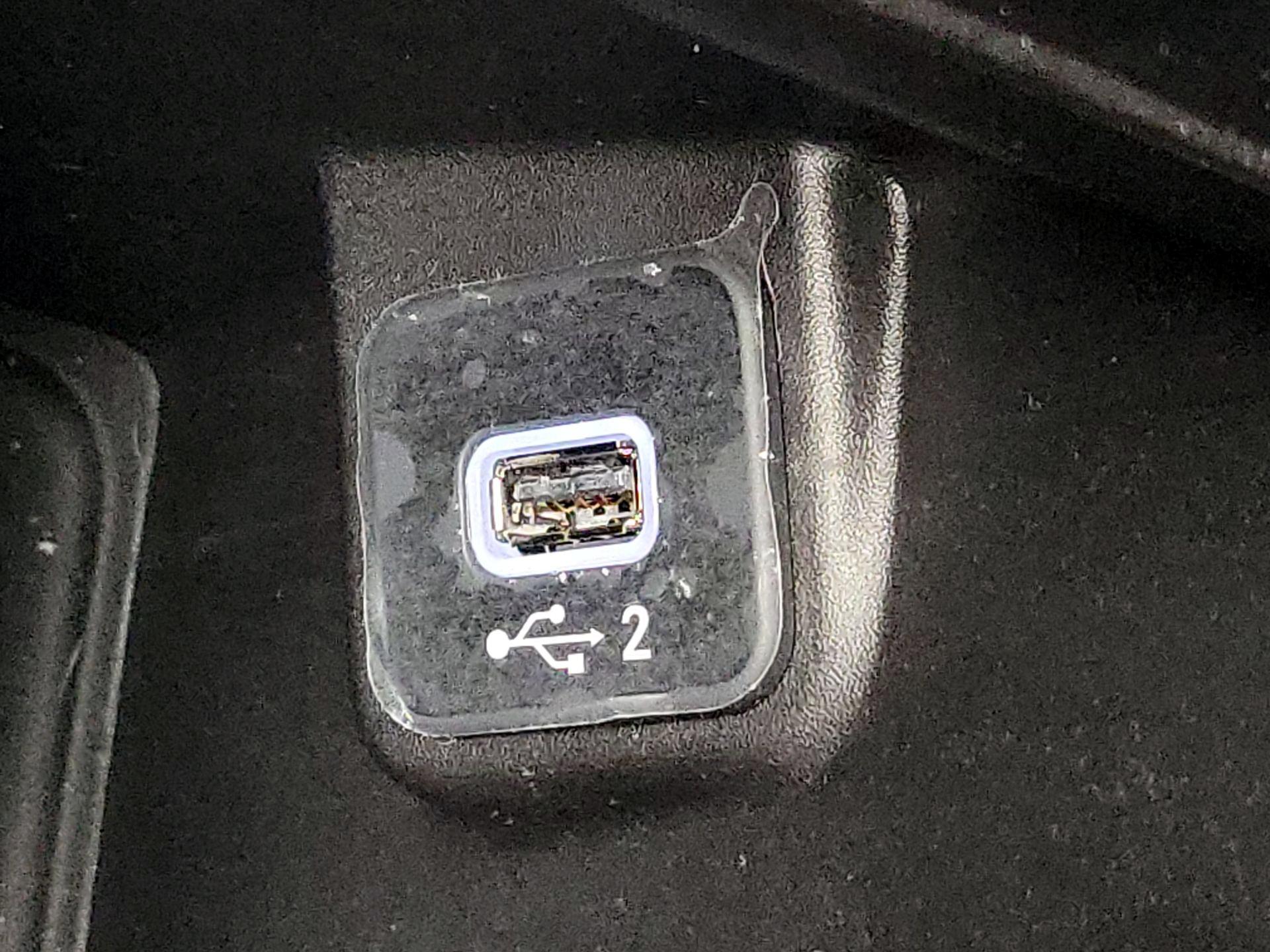 Thumbnail: 2023 Jeep Gladiator - 18